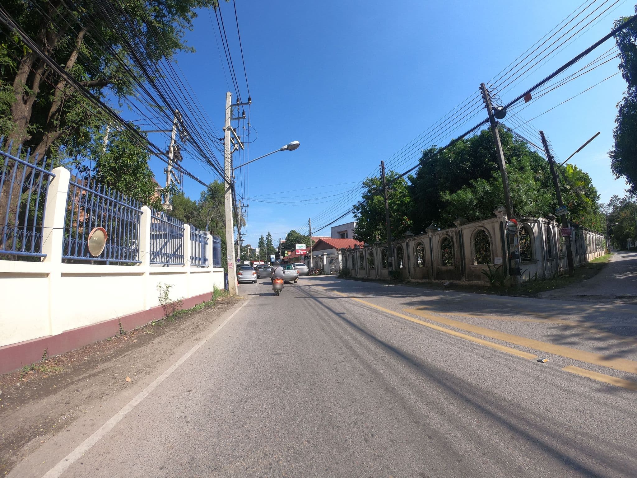 Street view near kaslong homestay, Chiang Mai — © chanuwath_grab (CC BY-SA · Mapillary)