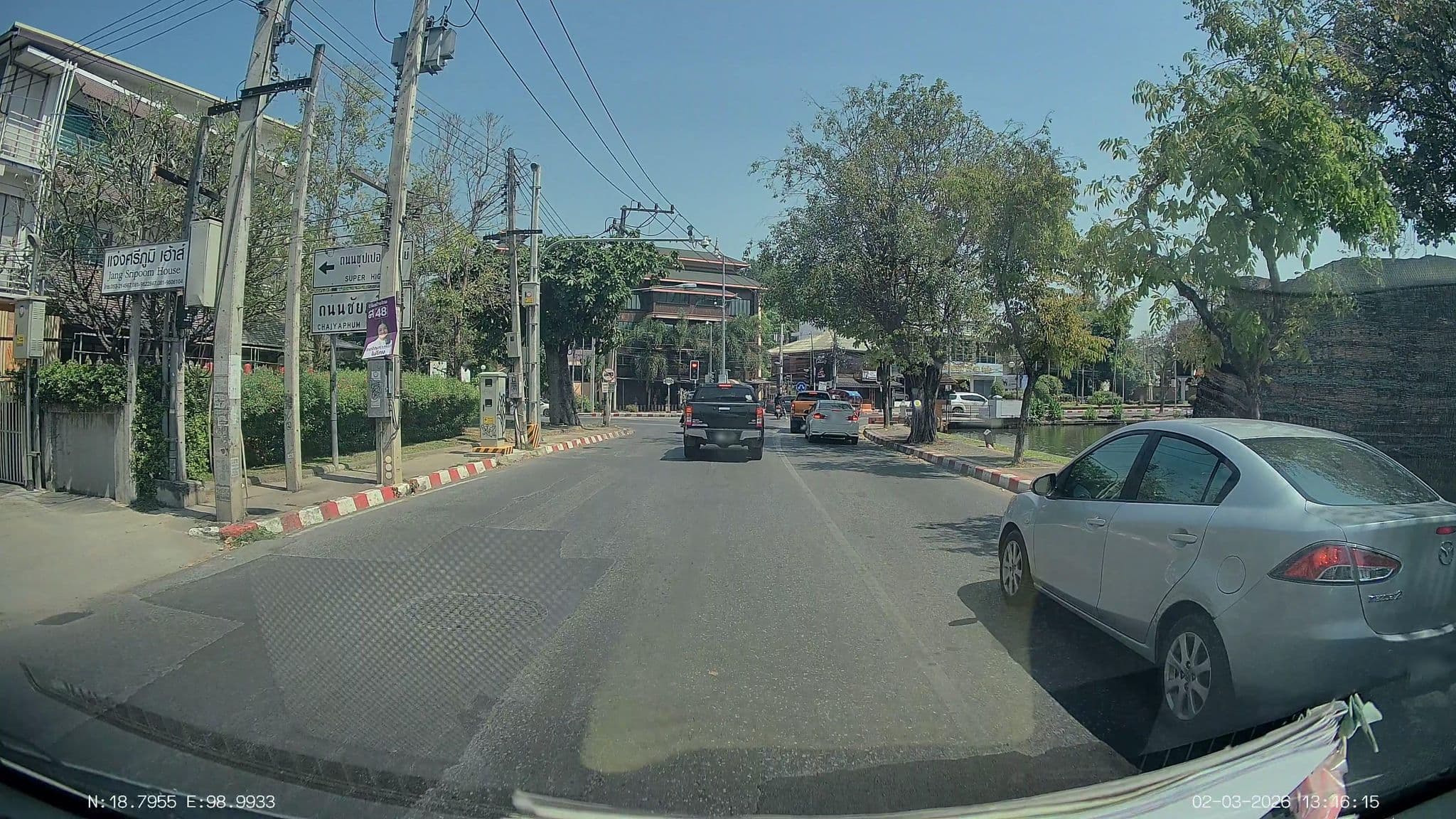 Street view near Jang Sripoom House, Chiang Mai — © ThailandCambodia (CC BY-SA · Mapillary)