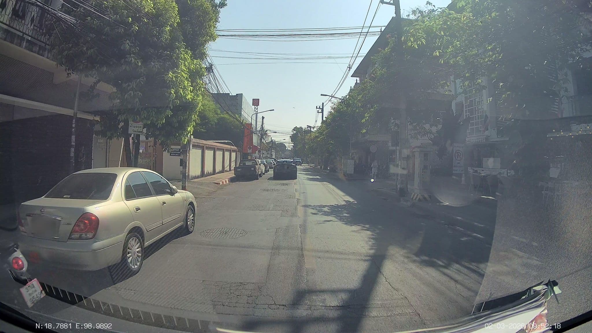 Street view near Moon Dragon Hotel, Chiang Mai — © ThailandCambodia (CC BY-SA · Mapillary)