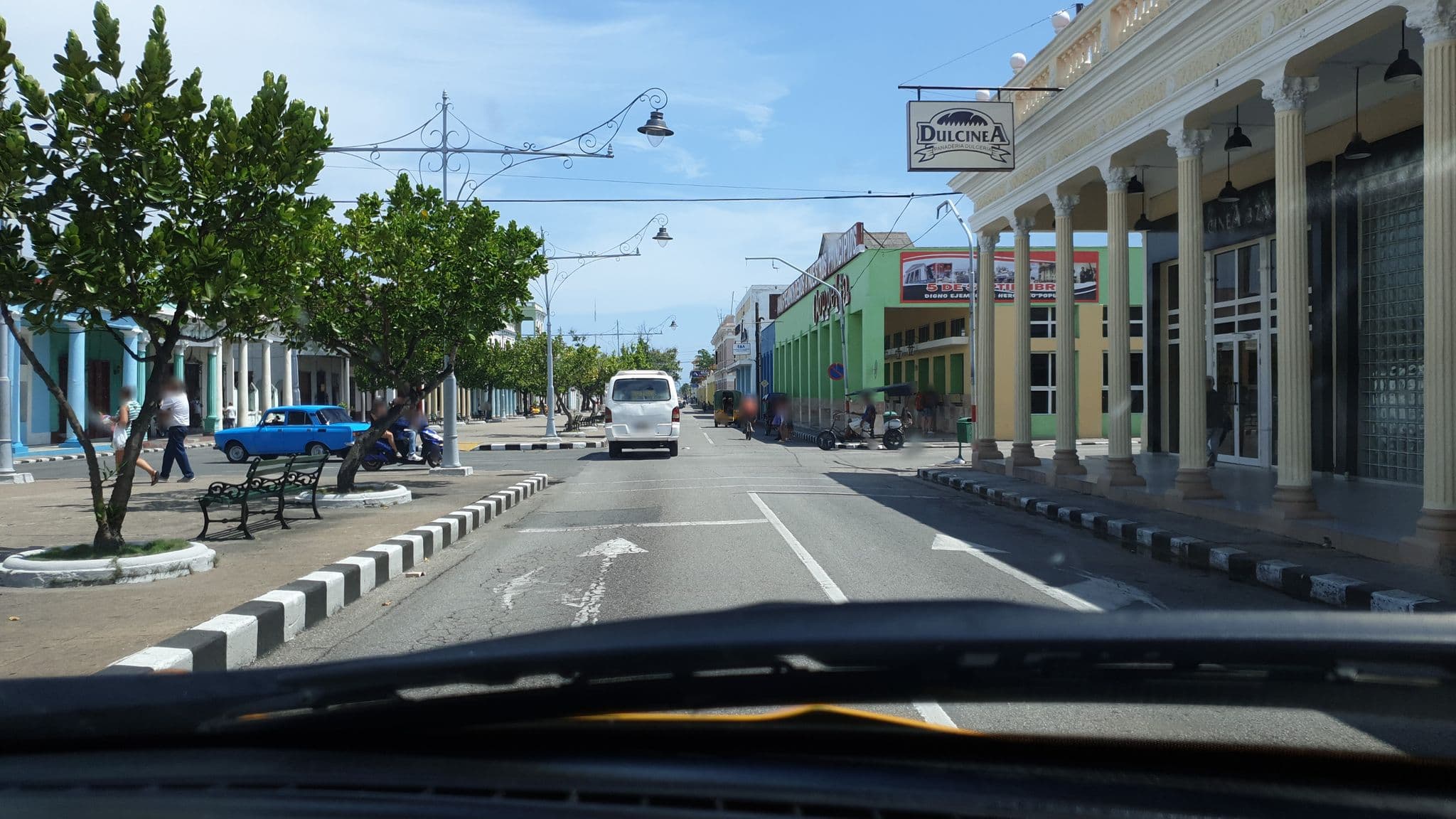 Street view near Hostal La Lolita, Cienfuegos — © mappi (CC BY-SA · Mapillary)