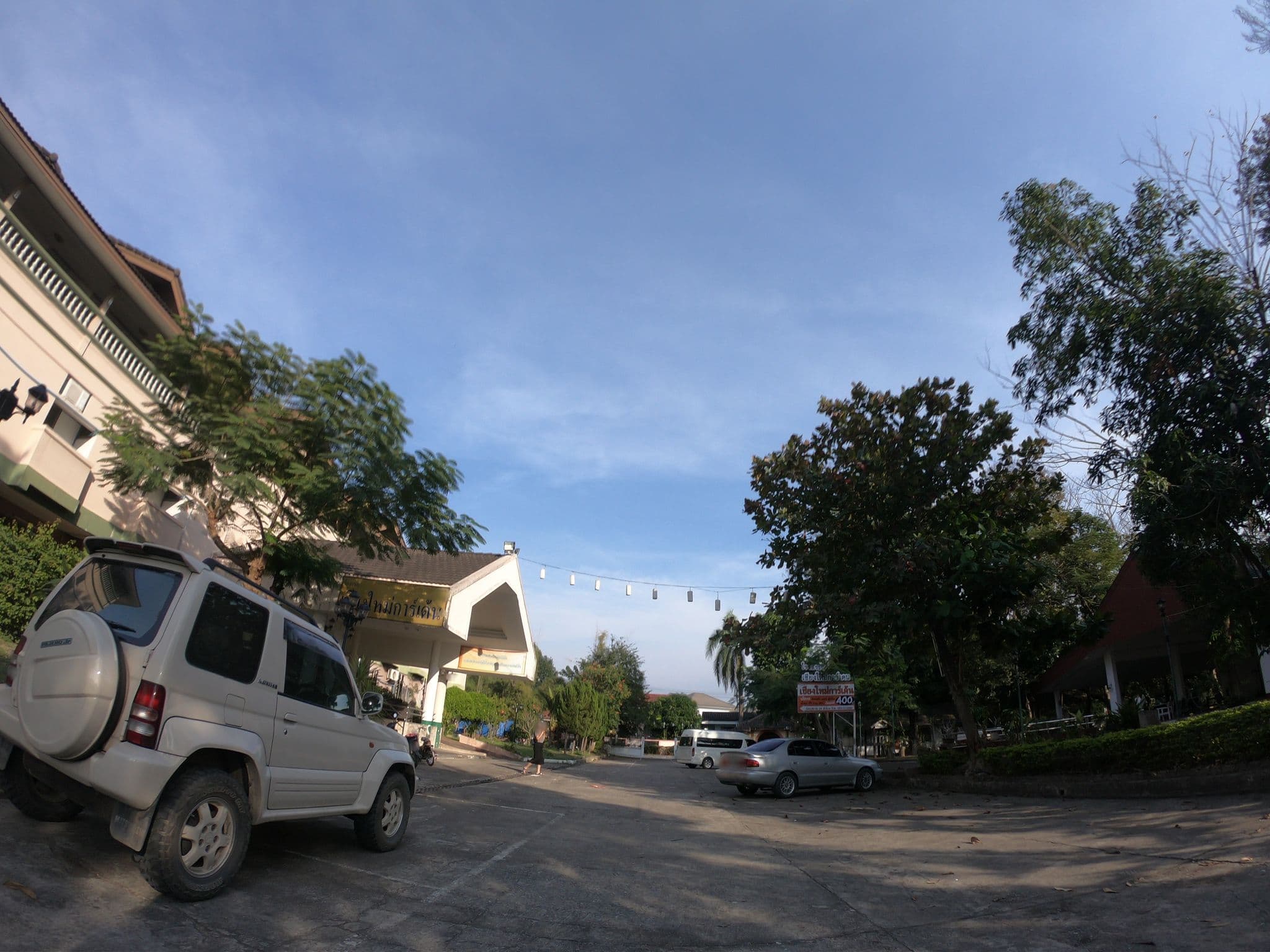 Street view near New Chiangmai Garden Hotel & Resort, Chiang Mai — © chanuwath_grab (CC BY-SA · Mapillary)