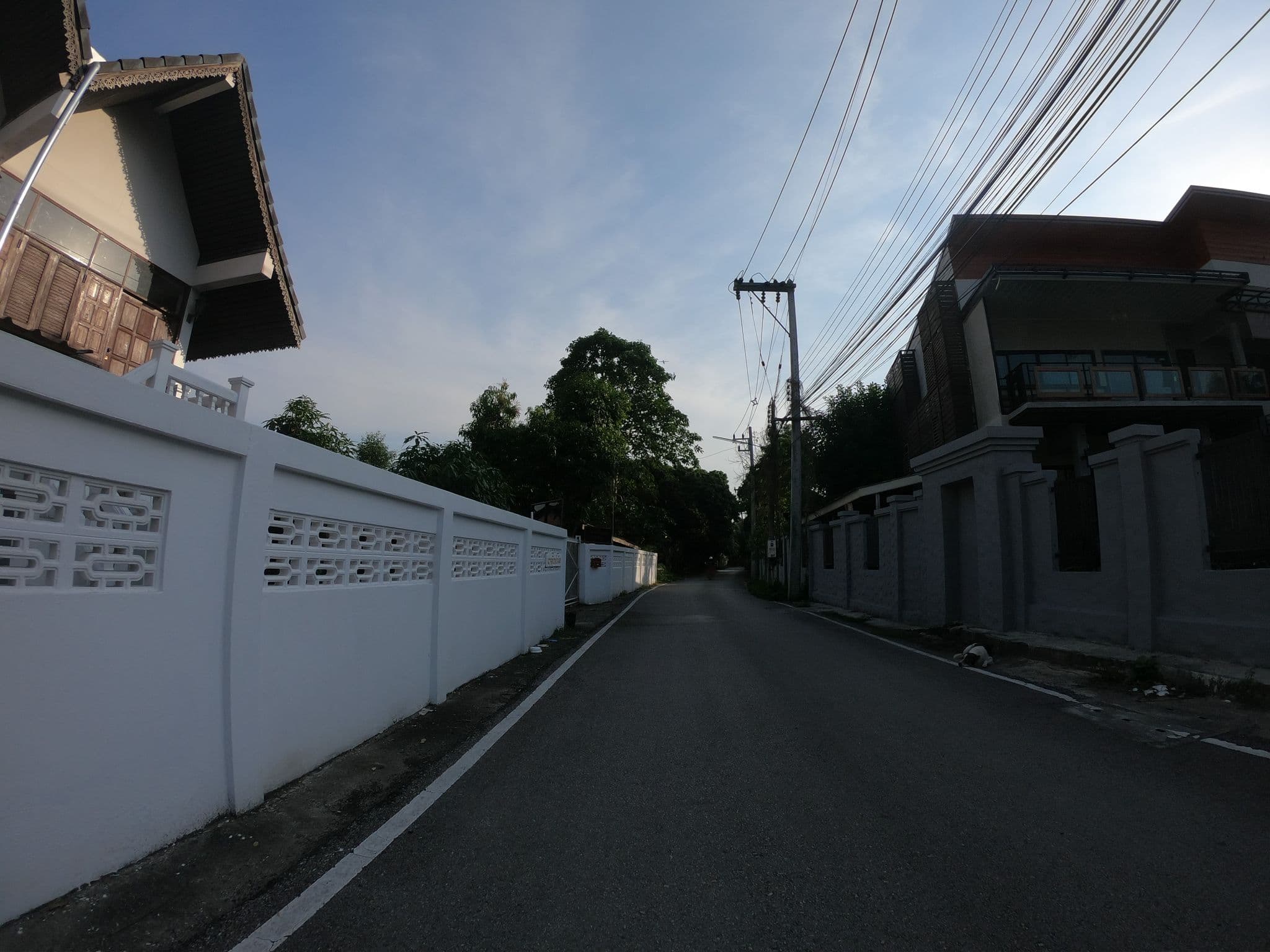 Street view near The Chic View, Chiang Mai — © chanuwath_grab (CC BY-SA · Mapillary)