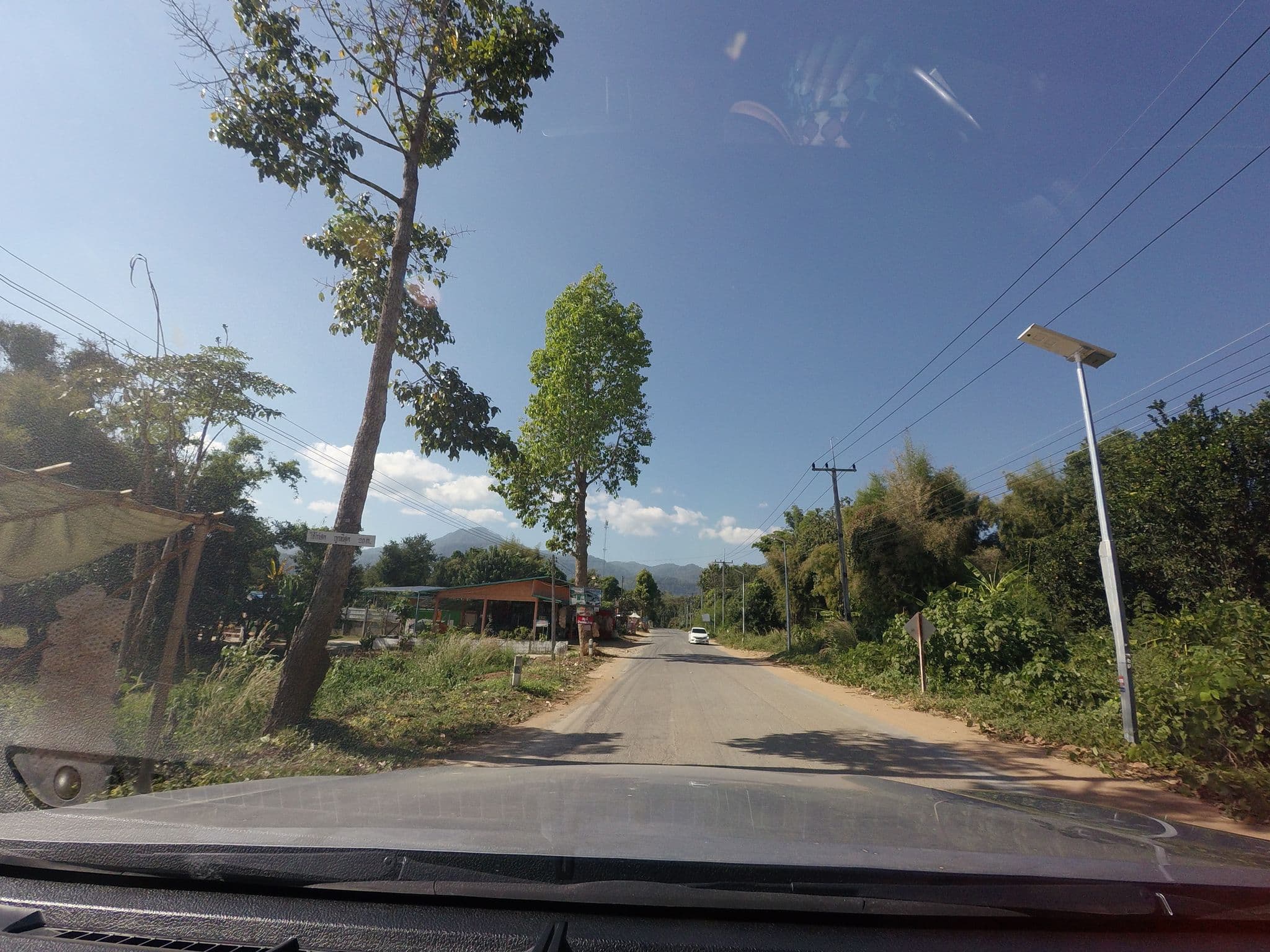 Street view near อุทยานแจ้ซ้อน ลำปาง, San Kamphaeng — © mishari (CC BY-SA · Mapillary)
