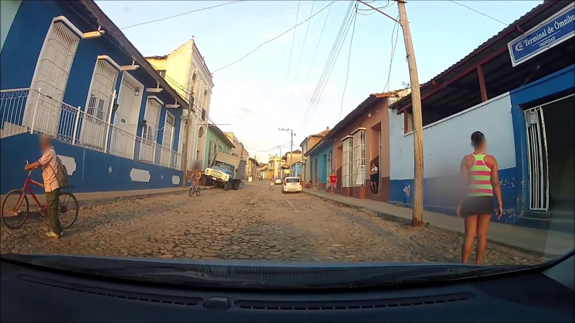 Street view near Casa Chichi, Trinidad — © cut (CC BY-SA · Mapillary)