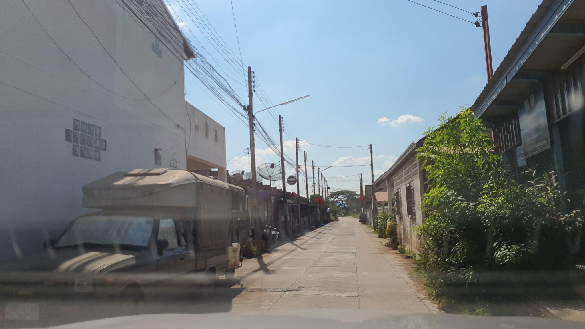 Street view near Yuuplearn Hostel, Nan — © jrcarlsen (CC BY-SA · Mapillary)