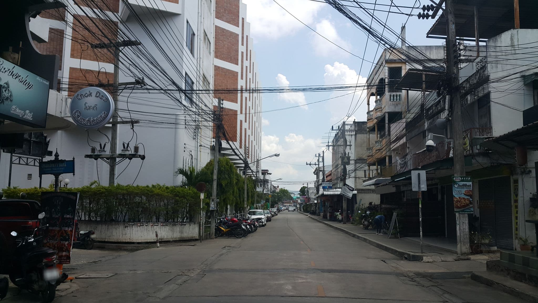 Street view near friends house and friends bar chook dee, Chiang Rai — © jrcarlsen (CC BY-SA · Mapillary)