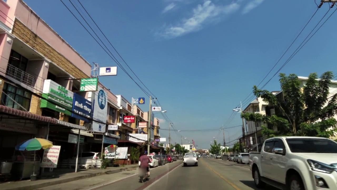 Street view near The Bridge Guest house, Chiang Rai, Chiang Rai — © toffy (CC BY-SA · Mapillary)