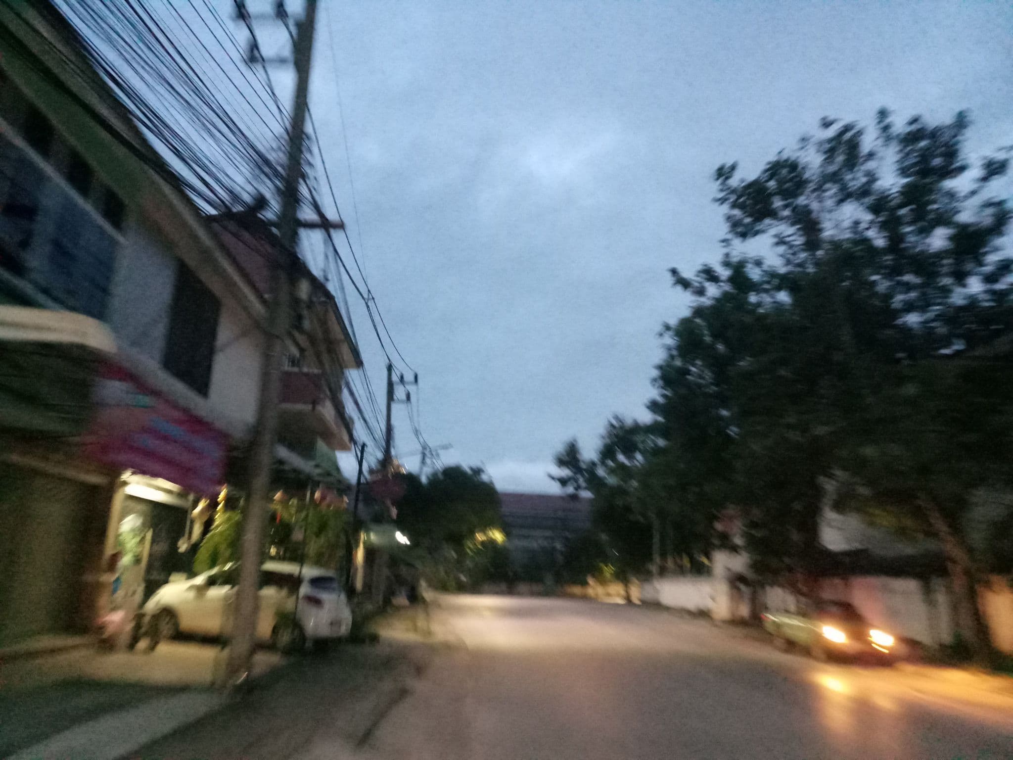 Street view near โรงแรมกมลลักษณ์, Chiang Rai — © jang (CC BY-SA · Mapillary)