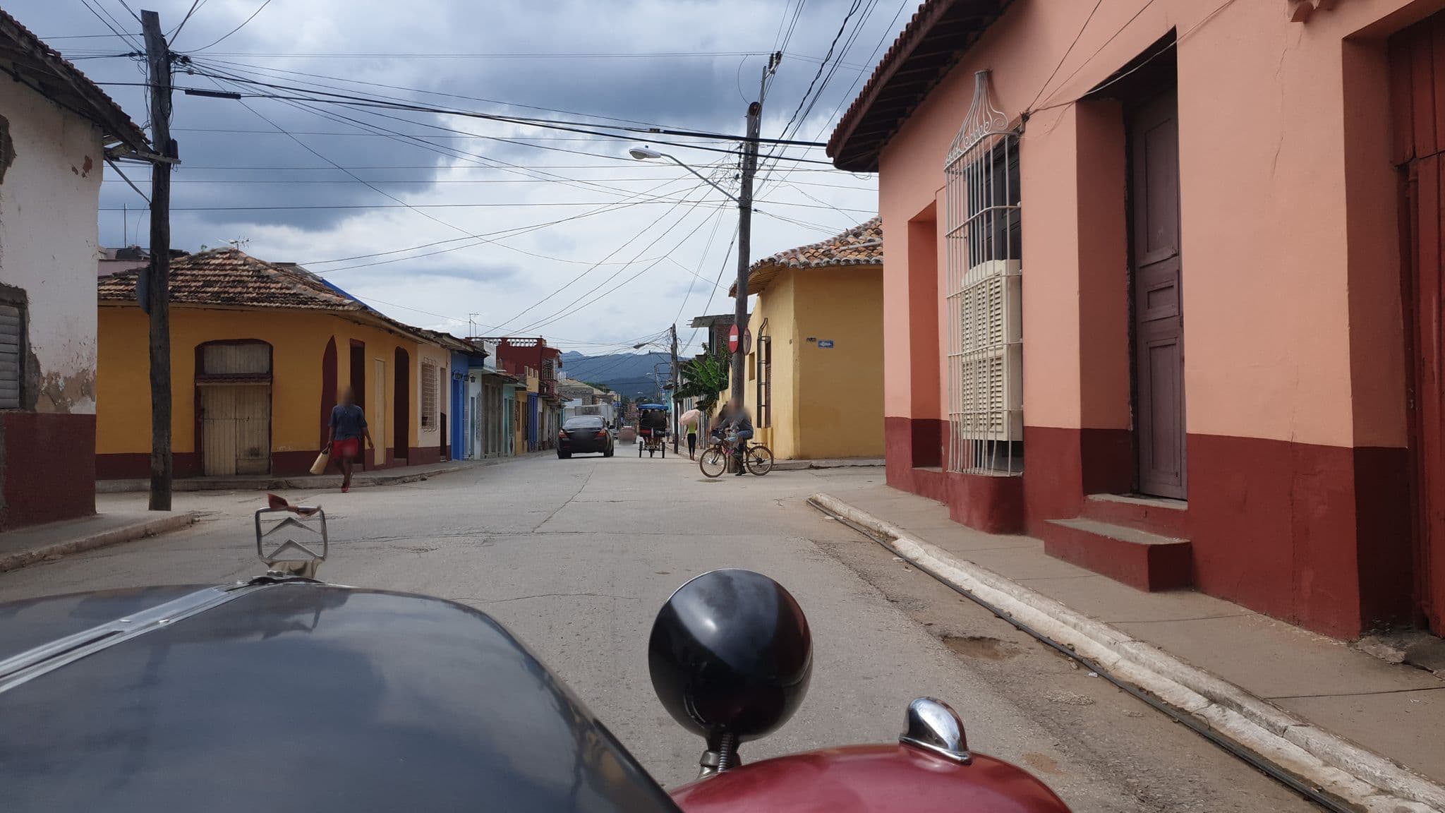 Street view near Hostal Dulce, Trinidad — © mappi (CC BY-SA · Mapillary)