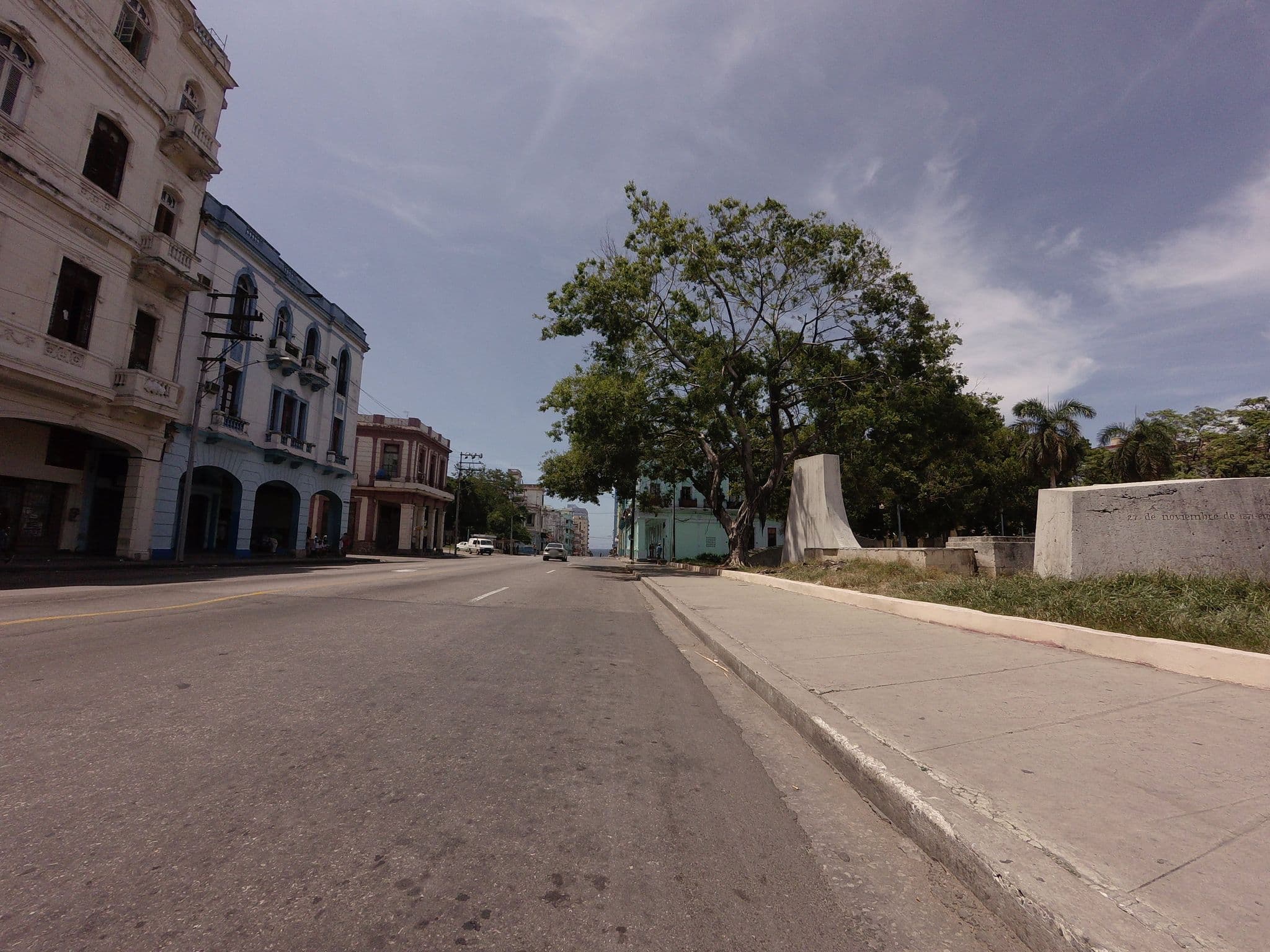 Street view near Casa de Yakelin Hna de Rey, Havana — © elpbatista (CC BY-SA · Mapillary)