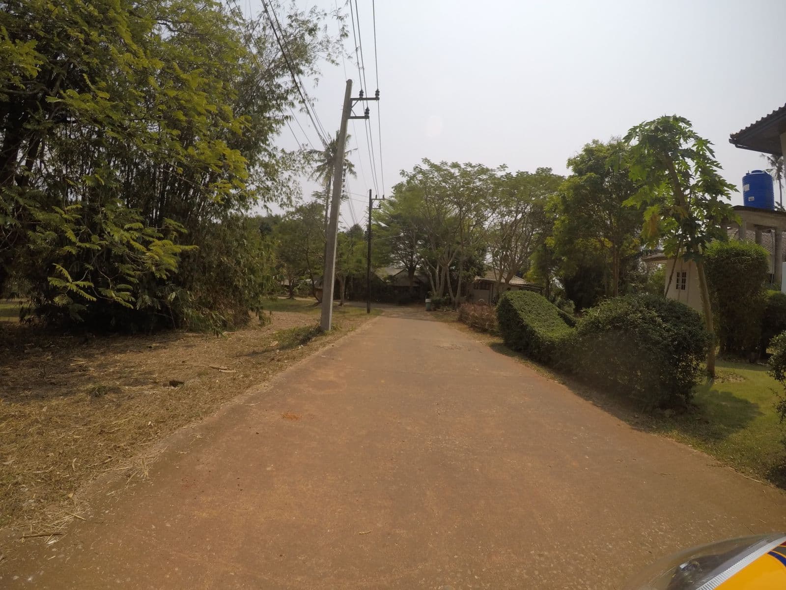 Street view near white cottage, Ko Kood — © l1ndemann (CC BY-SA · Mapillary)