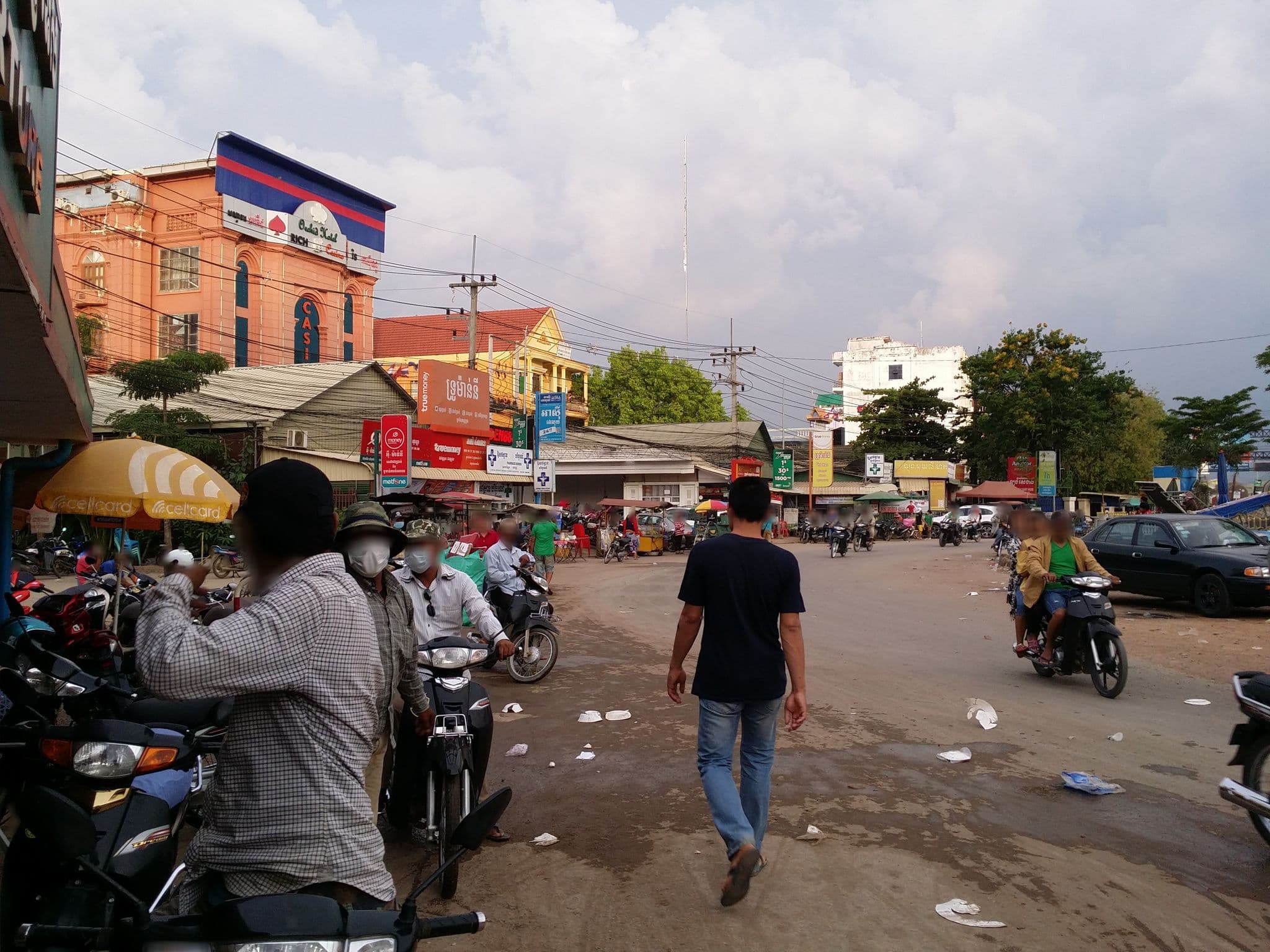 Street view near 波贝人民祝福阿邦大发财, Aranyaprathet — © aleksasfi (CC BY-SA · Mapillary)