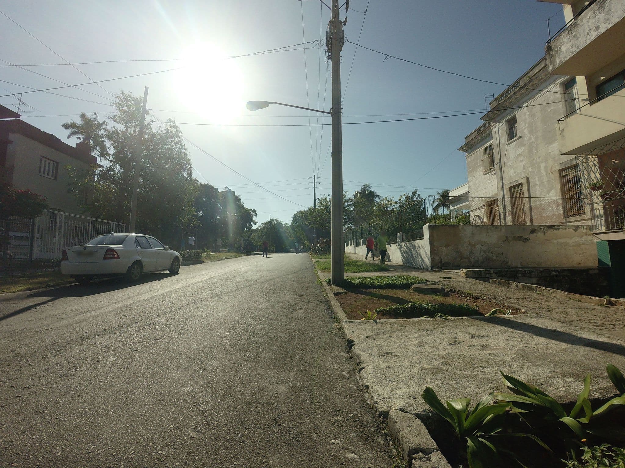 Street view near Rosa Hostal, Vedado