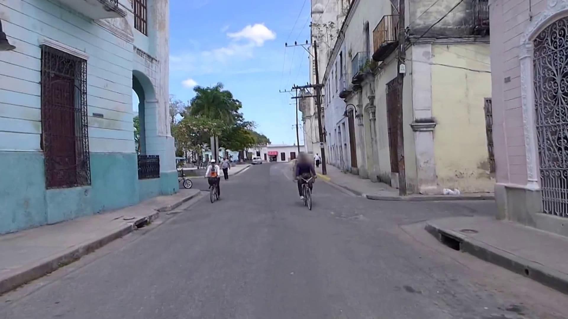 Street view near Casa de mis Padres, Camagüey