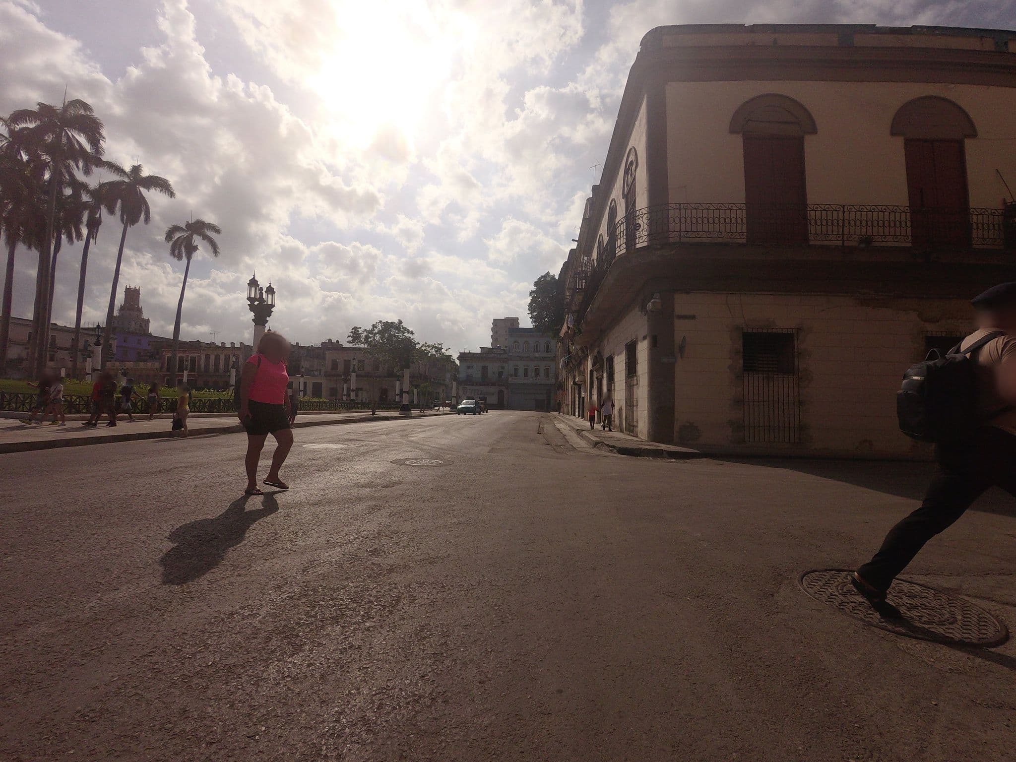 Street view near CONSULADO, Knocking on Cuba, Centro Habana