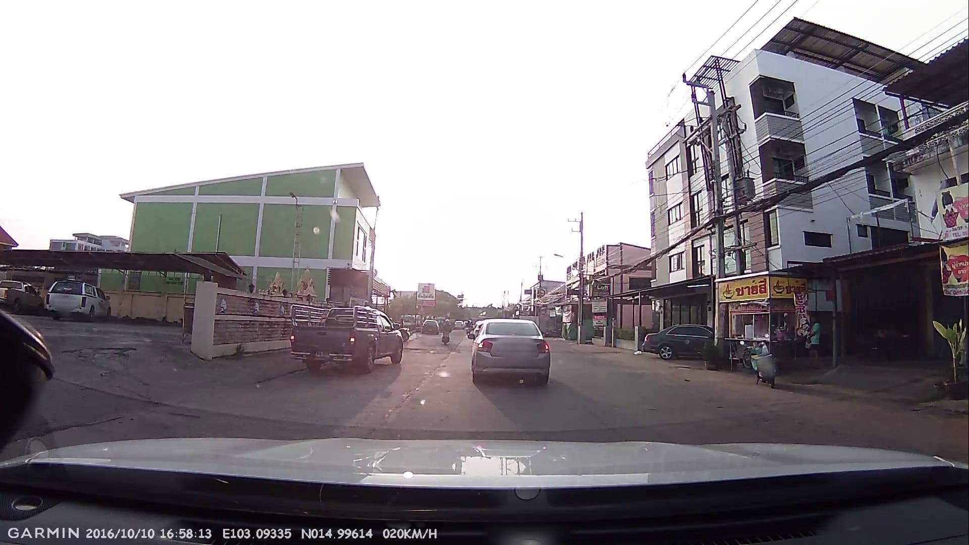 Street view near โรงแรมศิริพร, Buri Ram — © poramet (CC BY-SA · Mapillary)