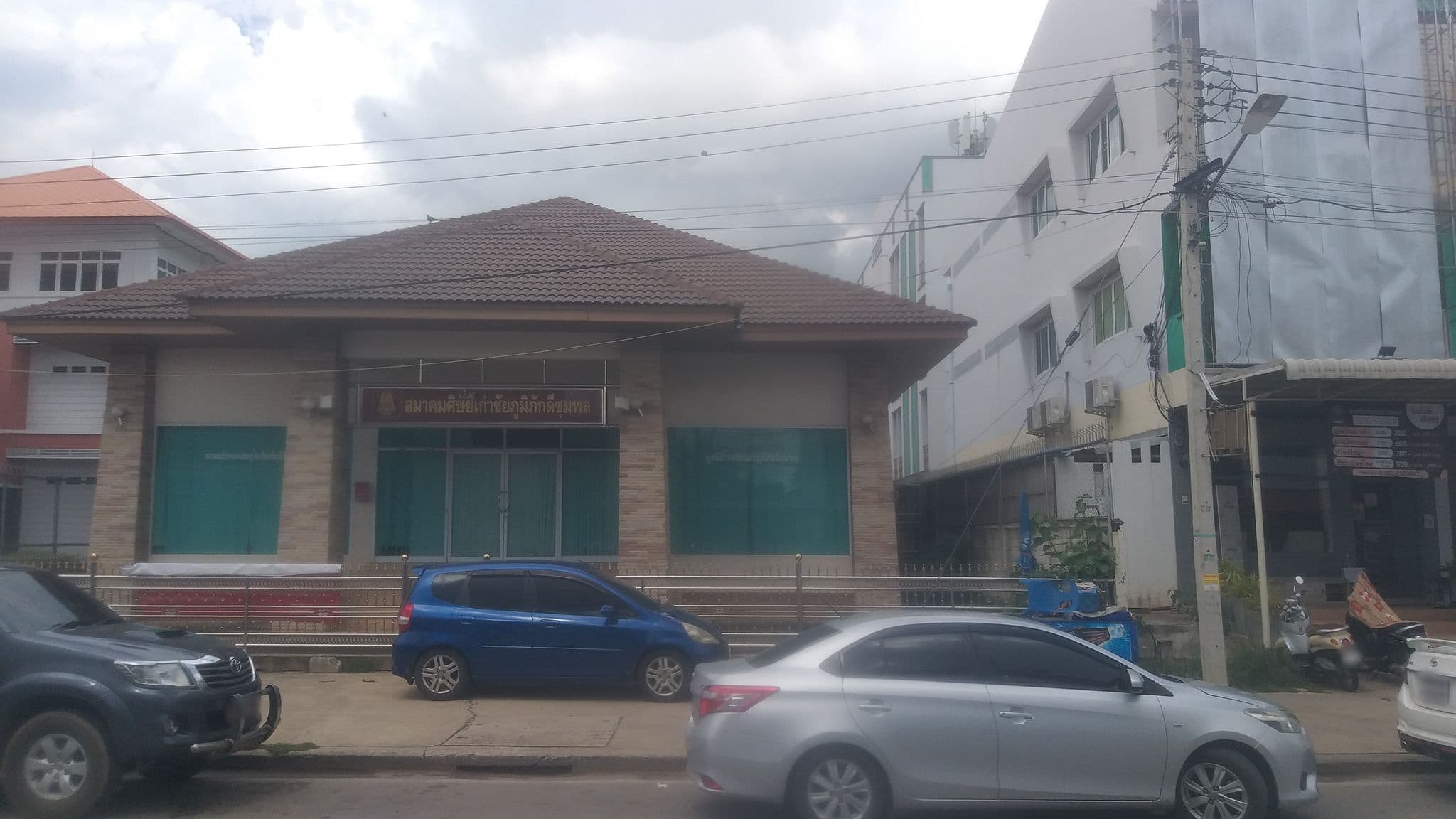 Street view near แมน.ยู.อพาร์ทเมนท์, Chaiyaphum — © ozflor (CC BY-SA · Mapillary)