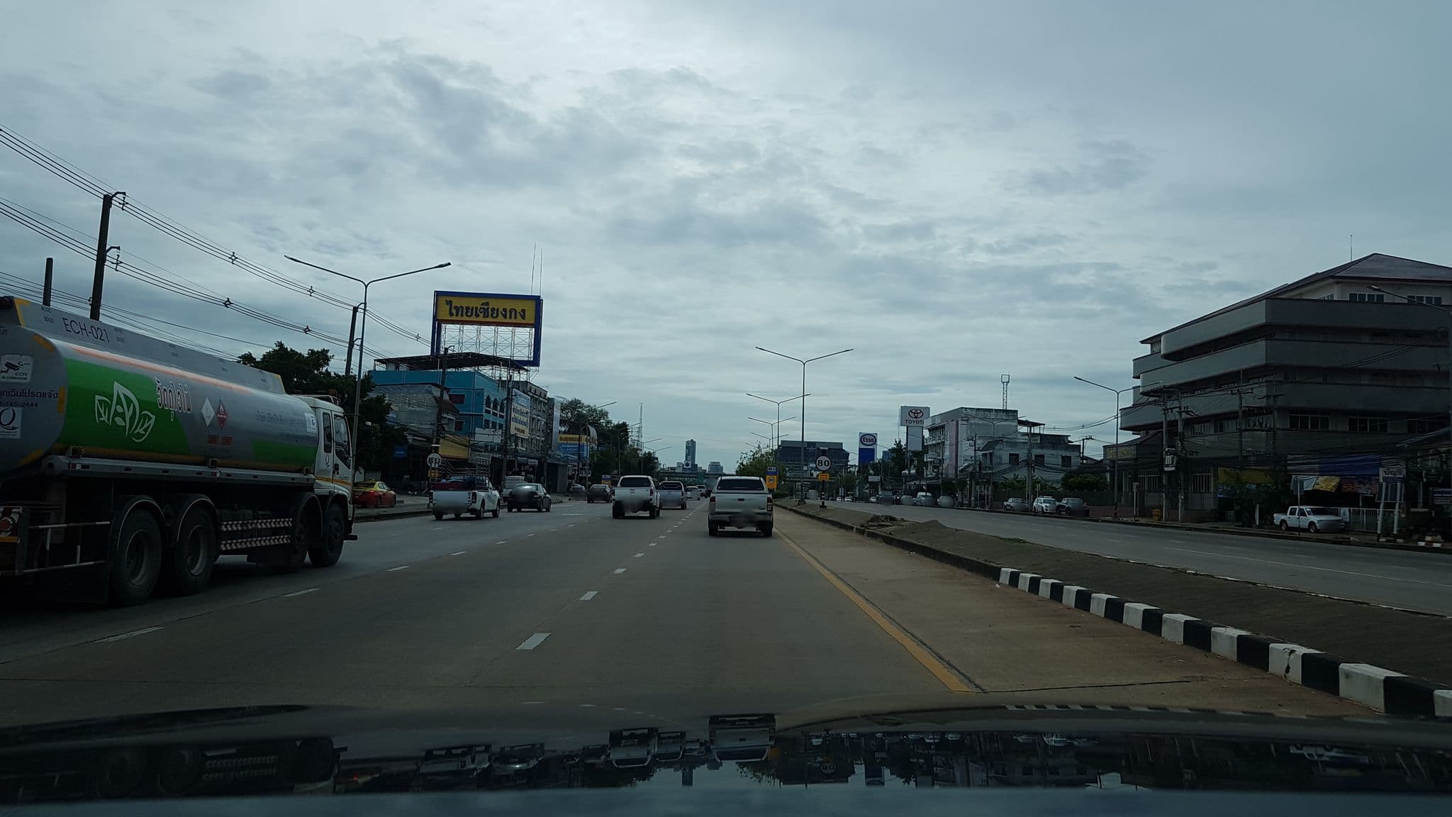 Street view near มาญีเนียงเพลส, Khon Kaen — © rariyaso (CC BY-SA · Mapillary)