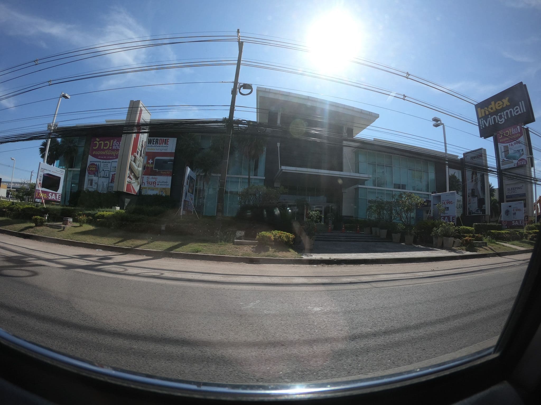 Street view near โรงแรมประตูน้ำ, Khon Kaen — © ozflor (CC BY-SA · Mapillary)