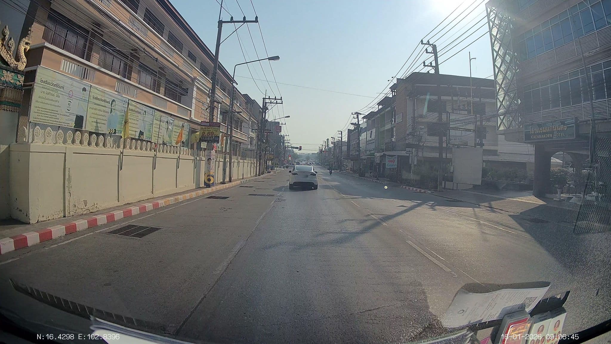 Street view near โรงแรมแก่นนคร, Khon Kaen — © ThailandCambodia (CC BY-SA · Mapillary)