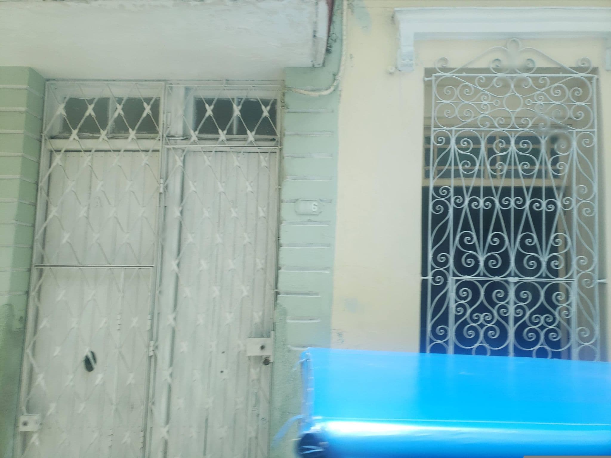 Street view near Hostal Los Lirios, Santa Clara