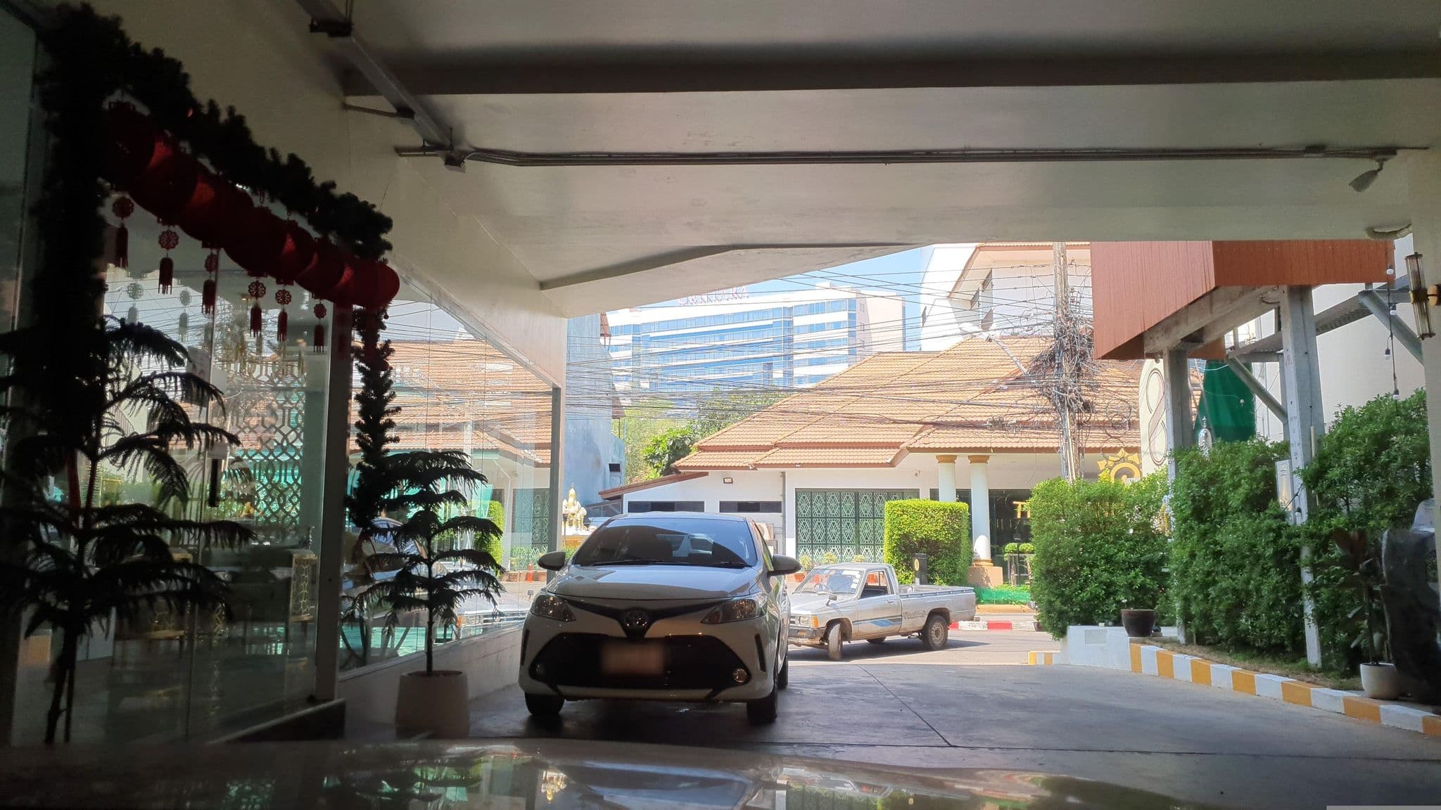 Street view near The 8 Hotel Udonthani, Udon Thani — © jrcarlsen (CC BY-SA · Mapillary)