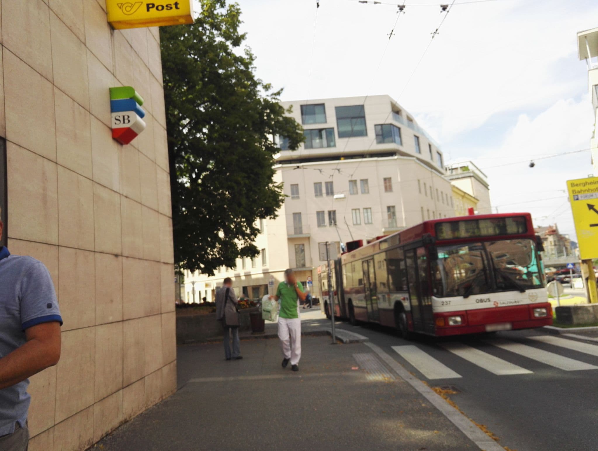 Street view near IMLAUER HOTEL PITTER Salzburg, Salzburg — © aceini (CC BY-SA · Mapillary)