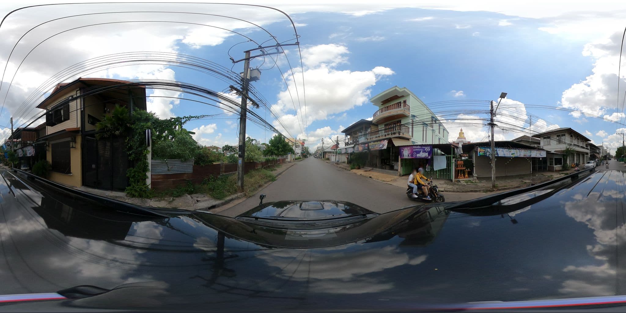 Street view near เฮือนวรินทรน์2, Nong Khai — © nuttawutbunta (CC BY-SA · Mapillary)