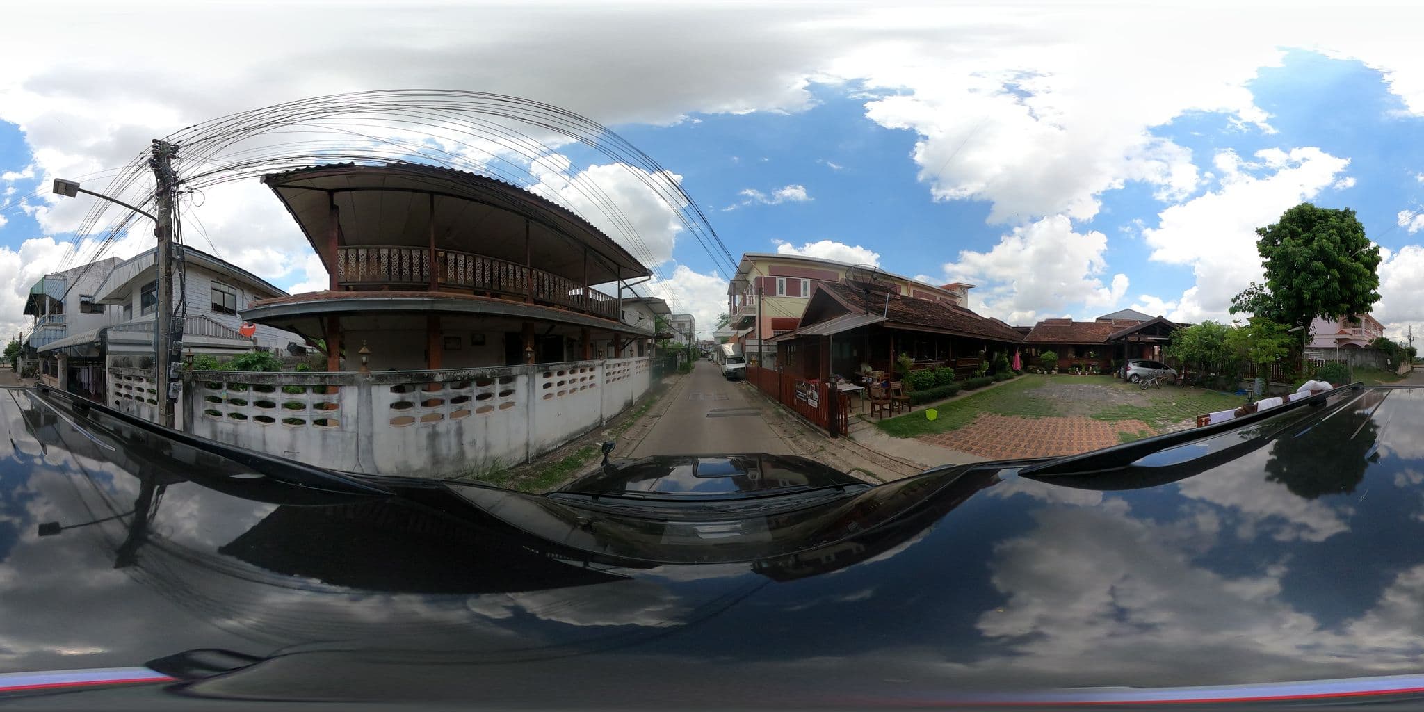 Street view near บ้านสายทอง, Nong Khai — © nuttawutbunta (CC BY-SA · Mapillary)