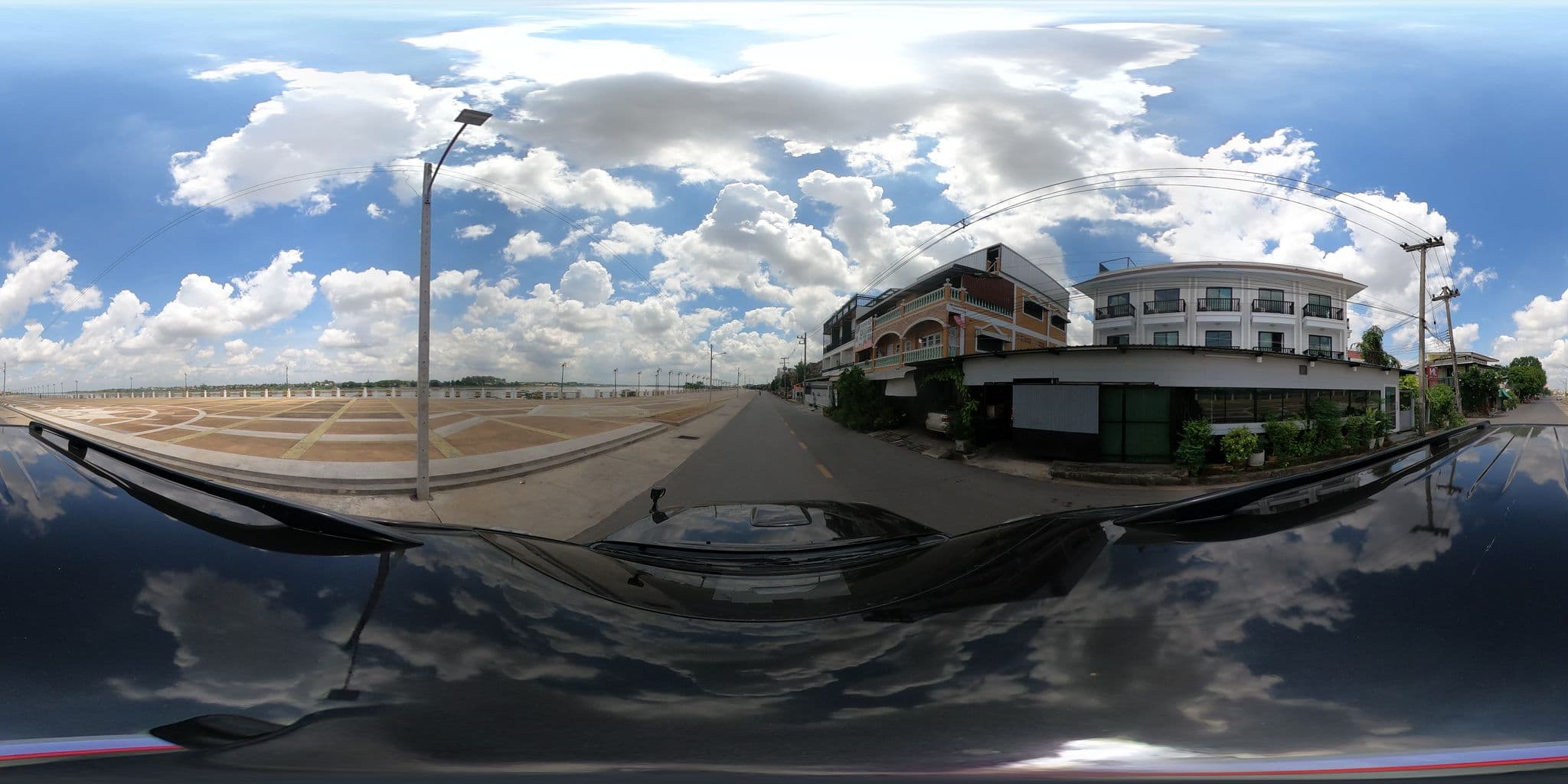 Street view near apeach guesthouse, Nong Khai — © nuttawutbunta (CC BY-SA · Mapillary)