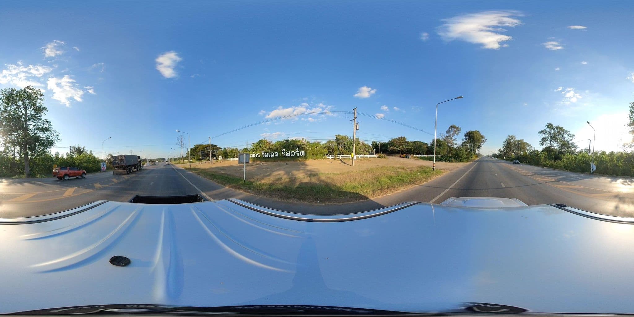 Street view near แม่อร วิลเลจ รีสอร์ท Mae On Village Resort, Roi Et — © ThailandCambodia (CC BY-SA · Mapillary)