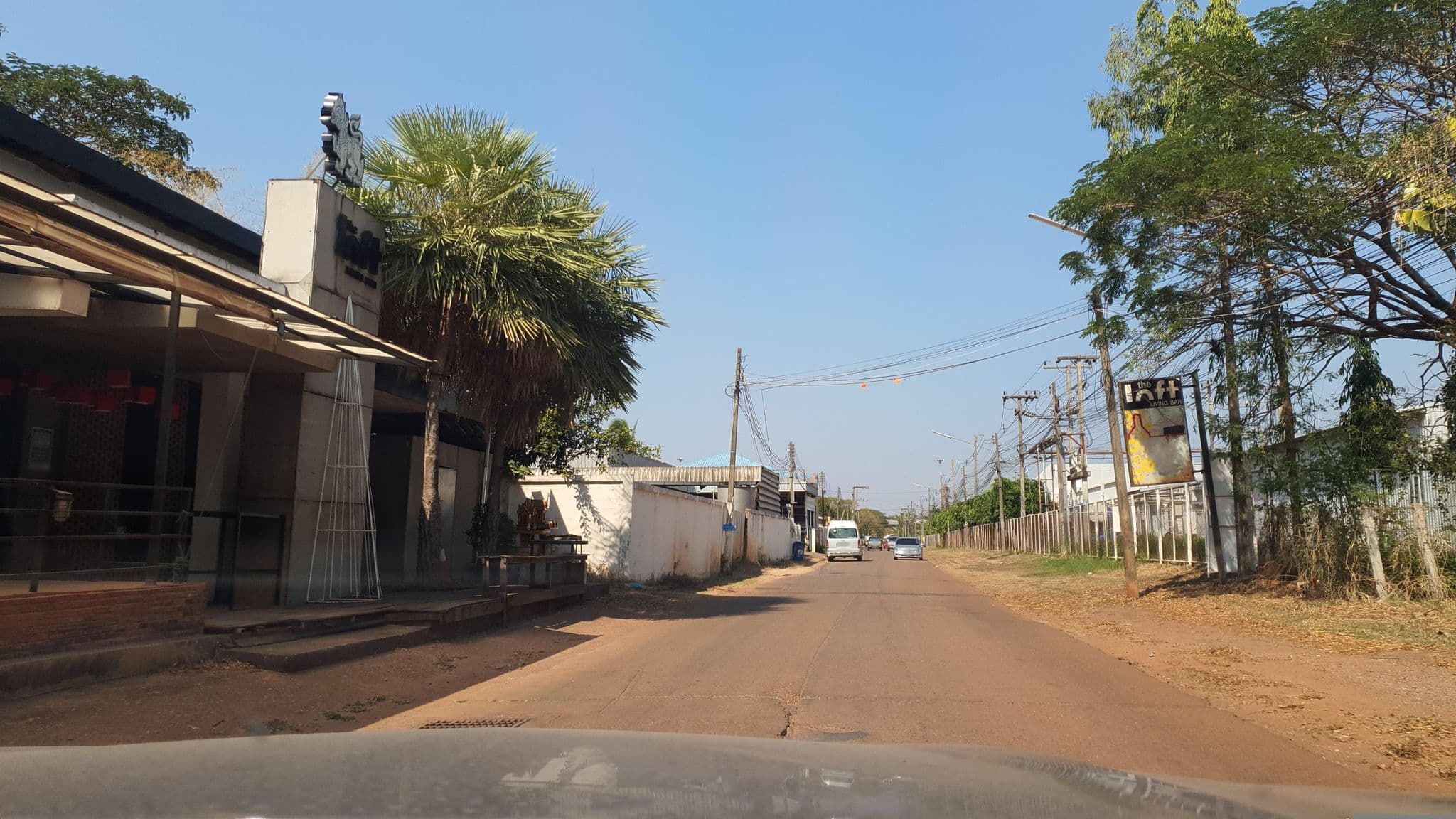 Street view near Dusit Hotel, Sakon Nakhon — © jrcarlsen (CC BY-SA · Mapillary)