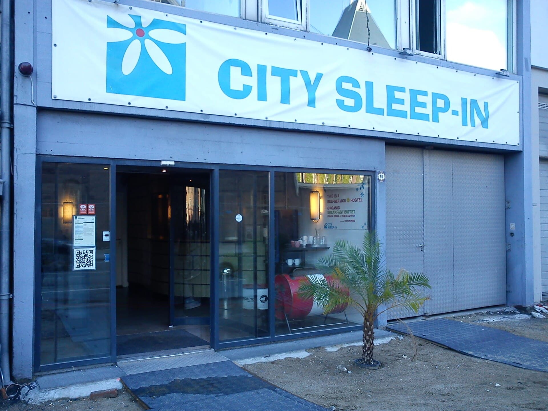 City Sleep-in (via Wikimedia Commons, CC BY-SA 4.0)