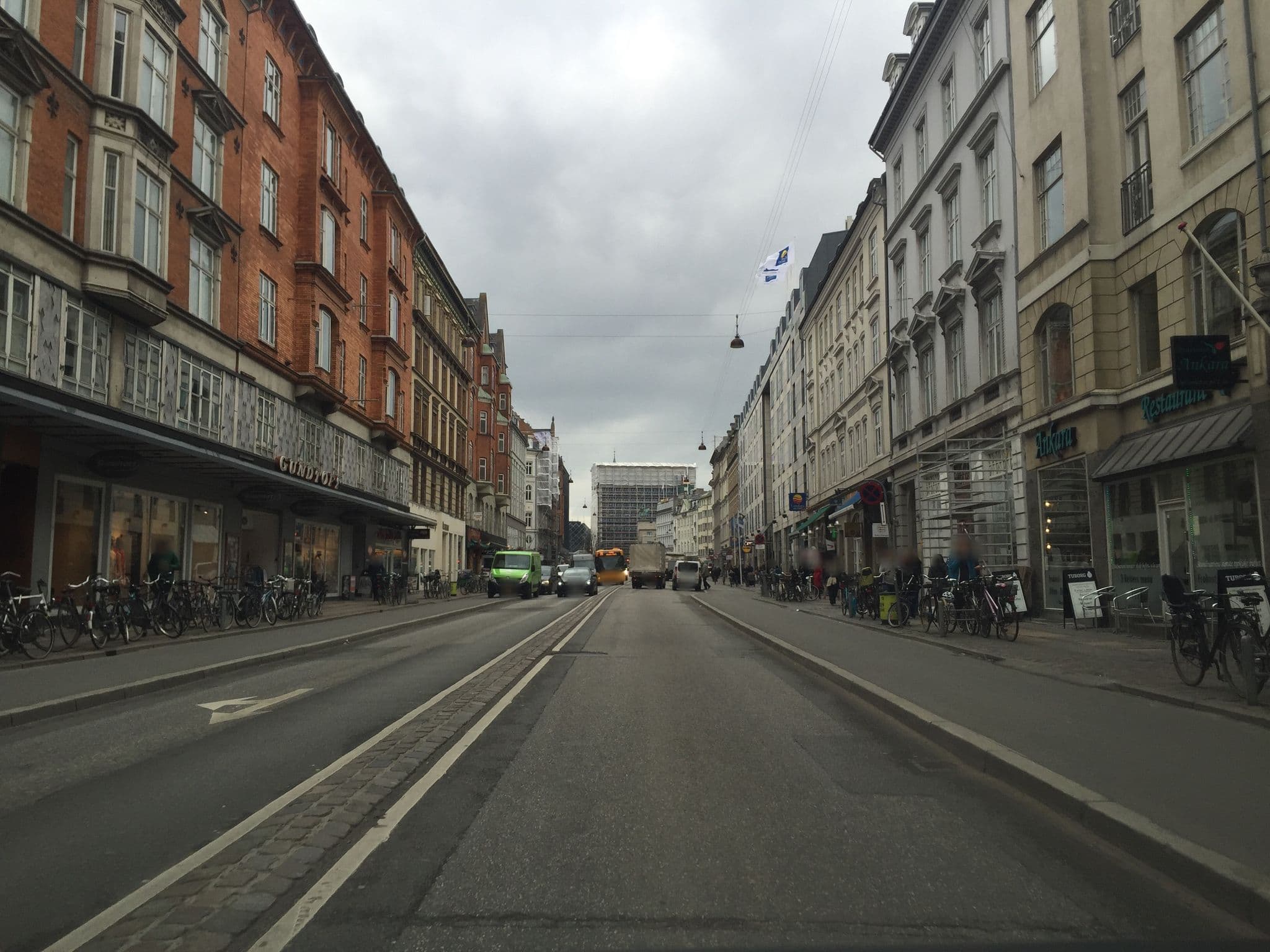 Street view near Drømmeslottet, Copenhagen — © vicval (CC BY-SA · Mapillary)