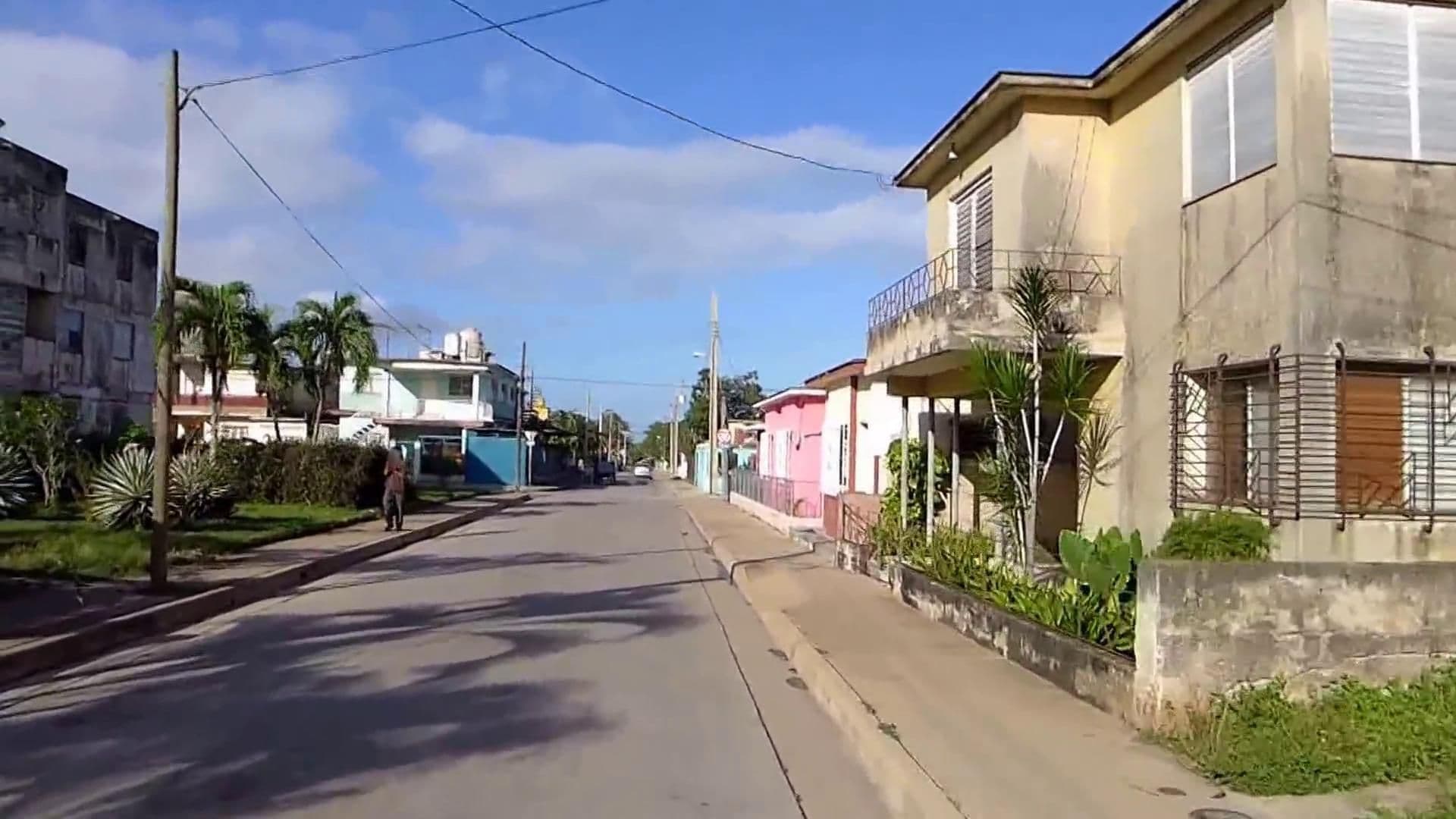 Street view near Casa Arq. Hivis, Camagüey