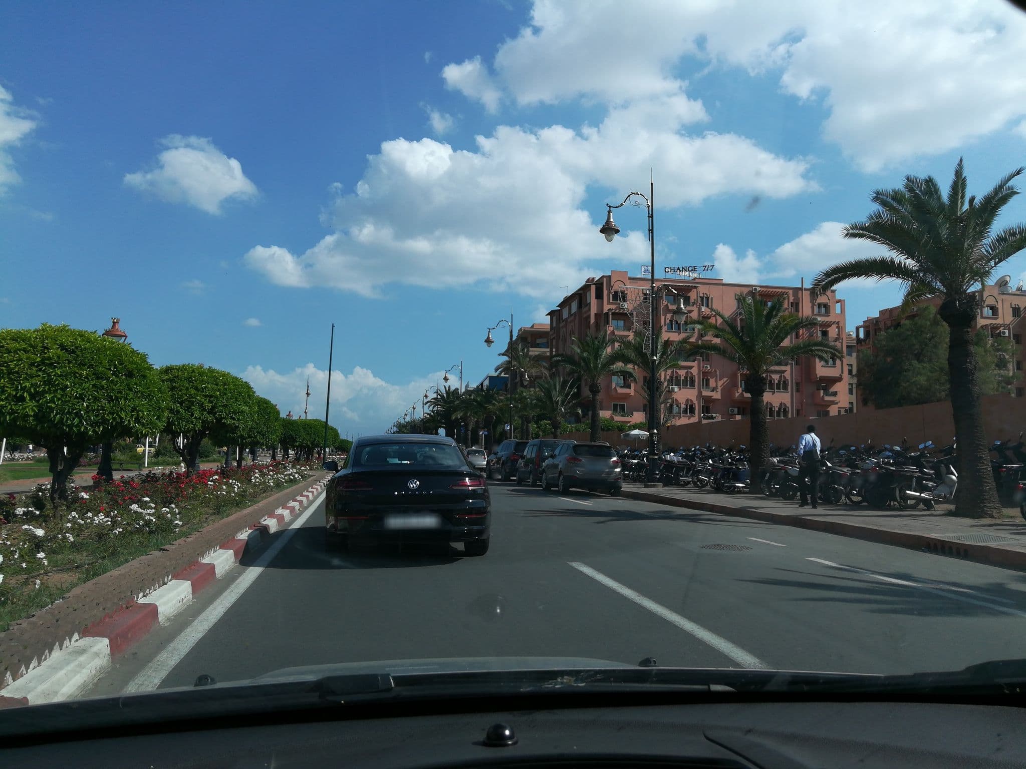 Street view near le méridién hotel, Marrakesh — © theredcity18 (CC BY-SA · Mapillary)