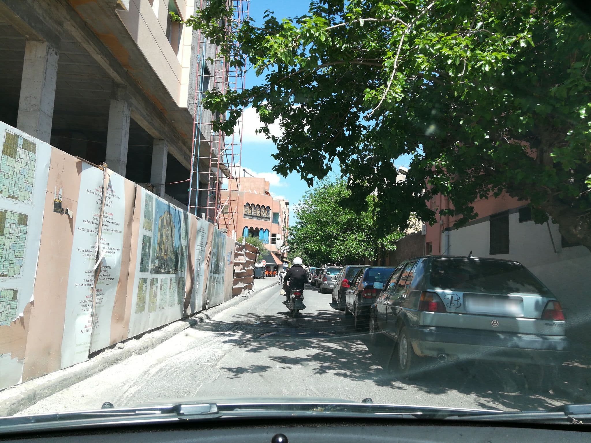 Street view near Hotel El hadna, Marrakesh — © theredcity18 (CC BY-SA · Mapillary)