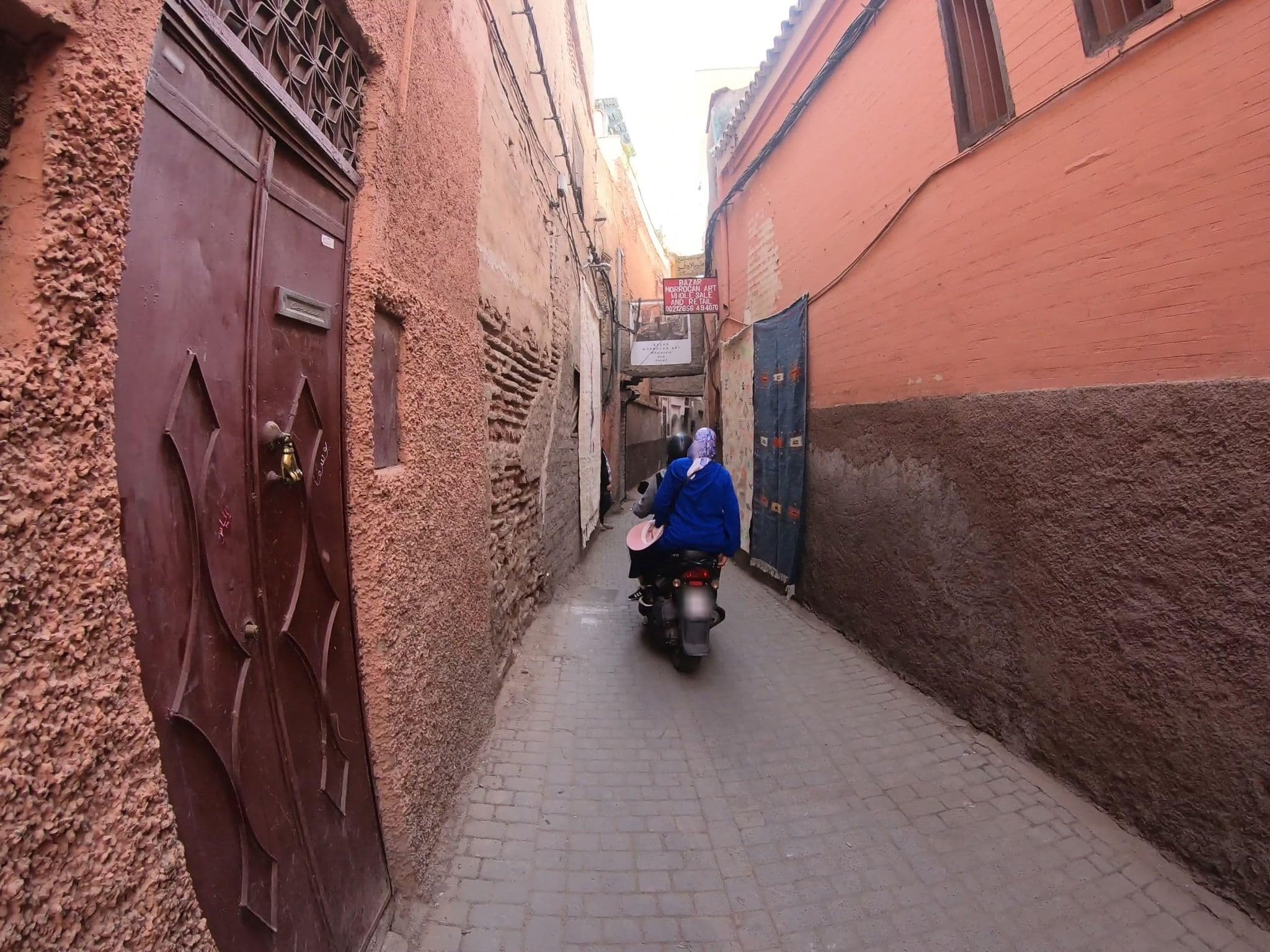 Street view near Riad 27, Marrakesh — © algirdasc (CC BY-SA · Mapillary)
