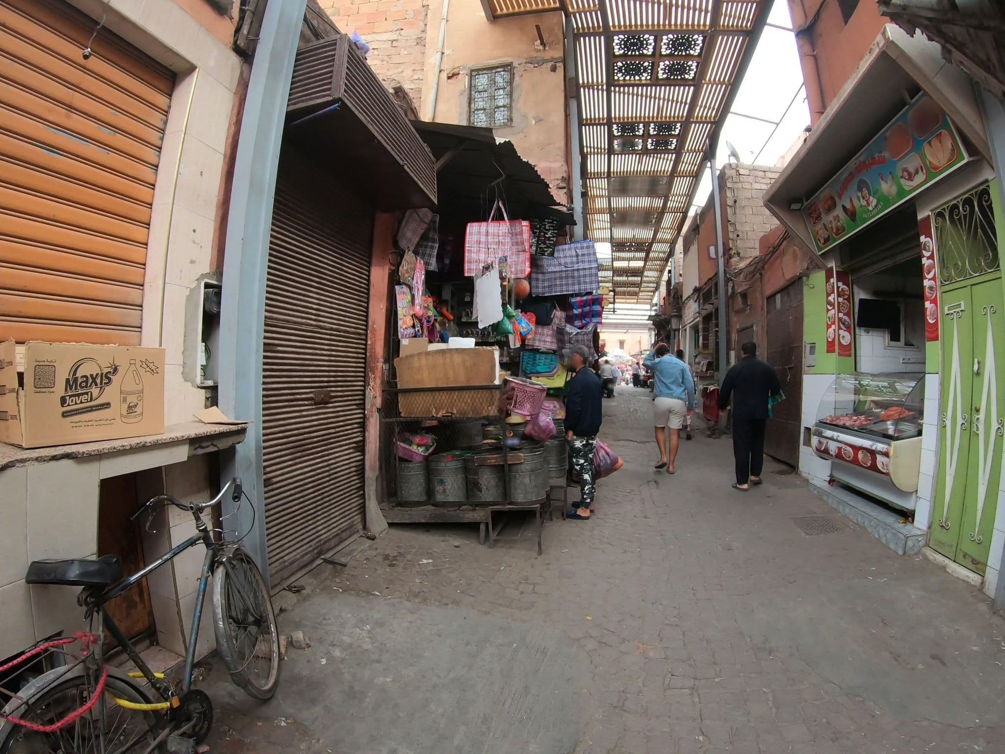 Street view near Suite "Jaguar ", Méchouar-Kasba — © algirdasc (CC BY-SA · Mapillary)