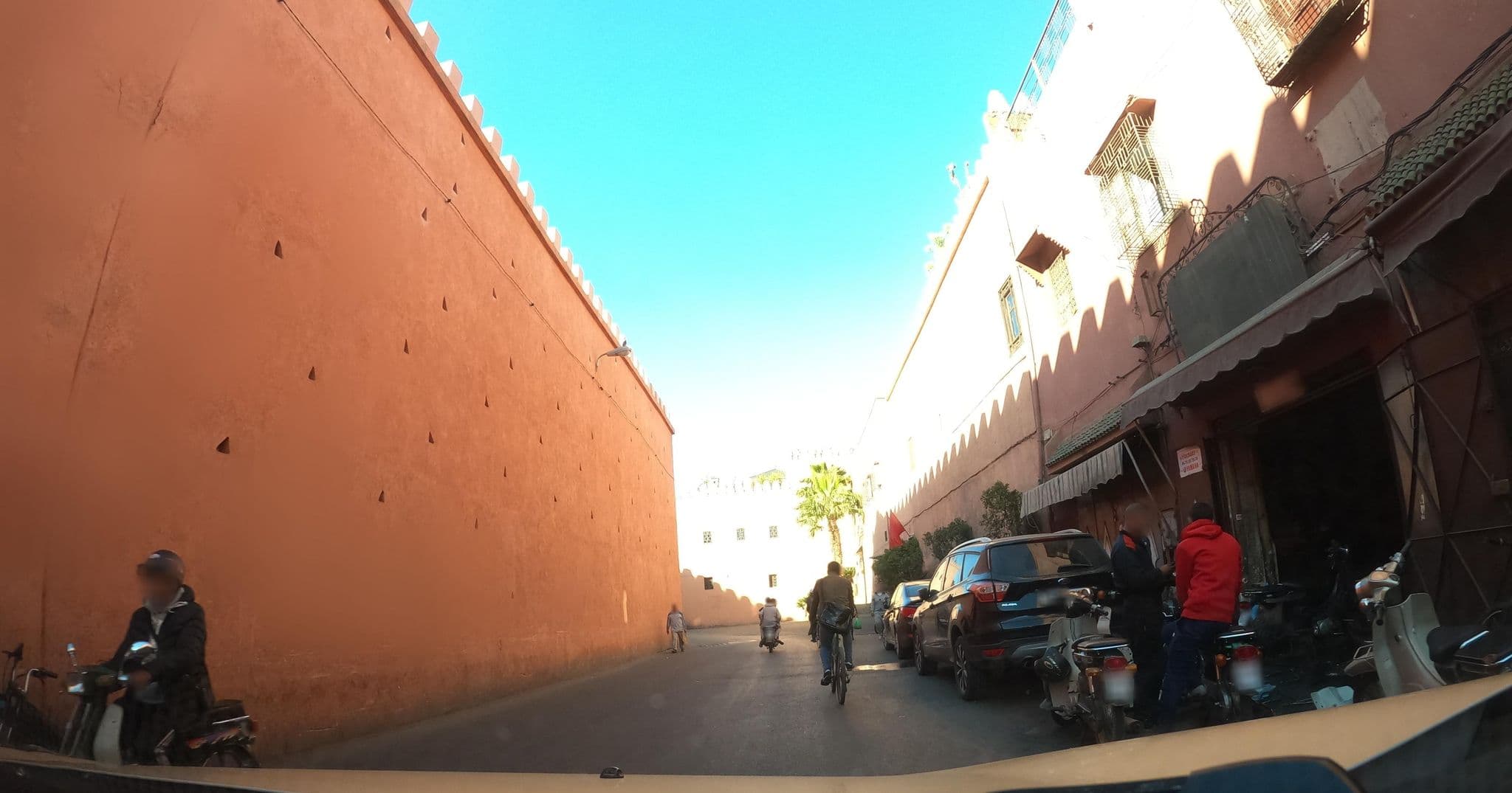 Street view near Riad Ceil D'orient, Méchouar-Kasba — © masterofnoroad (CC BY-SA · Mapillary)