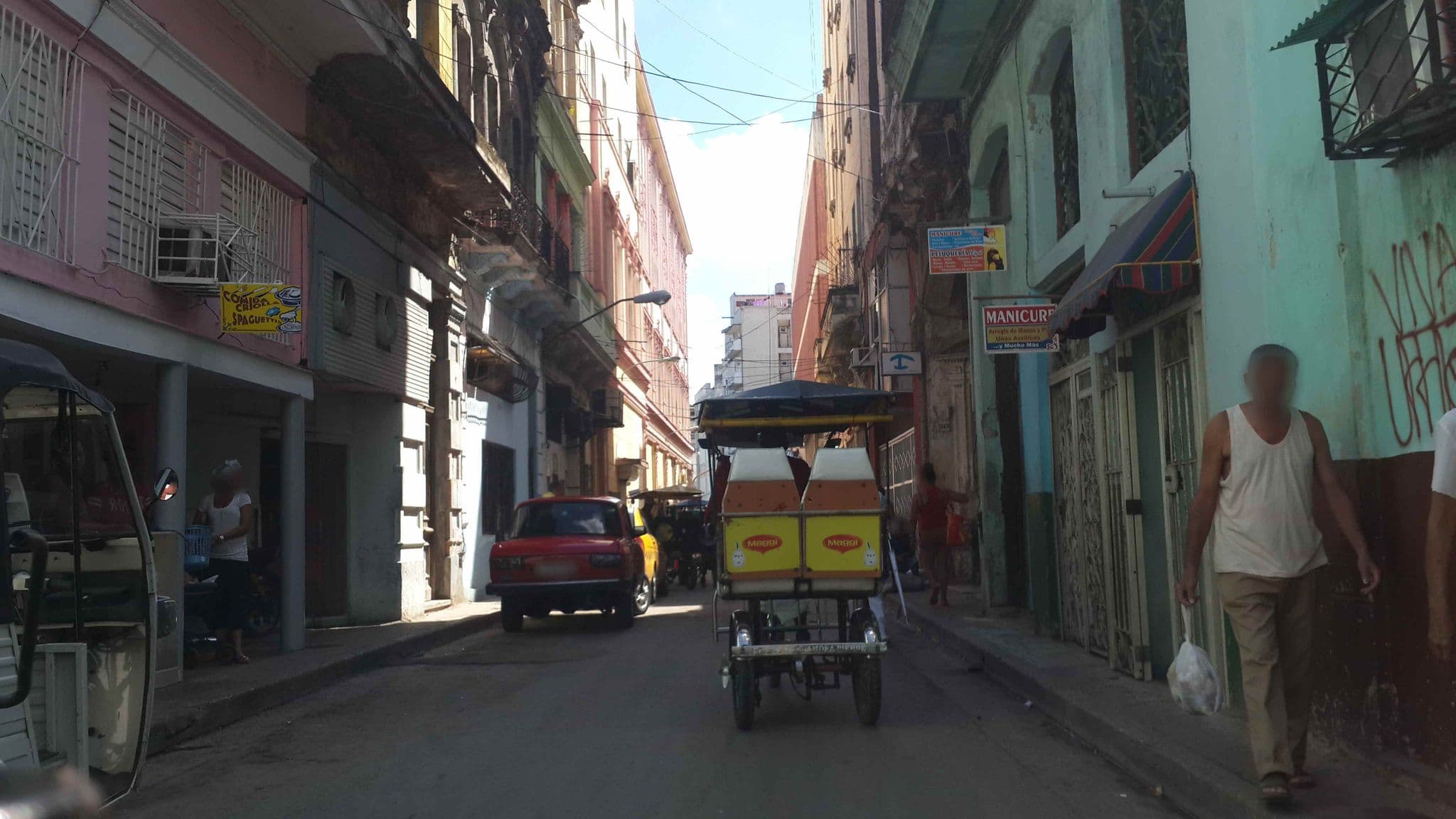 Street view near Casa de bebé, Centro Habana — © havana (CC BY-SA · Mapillary)