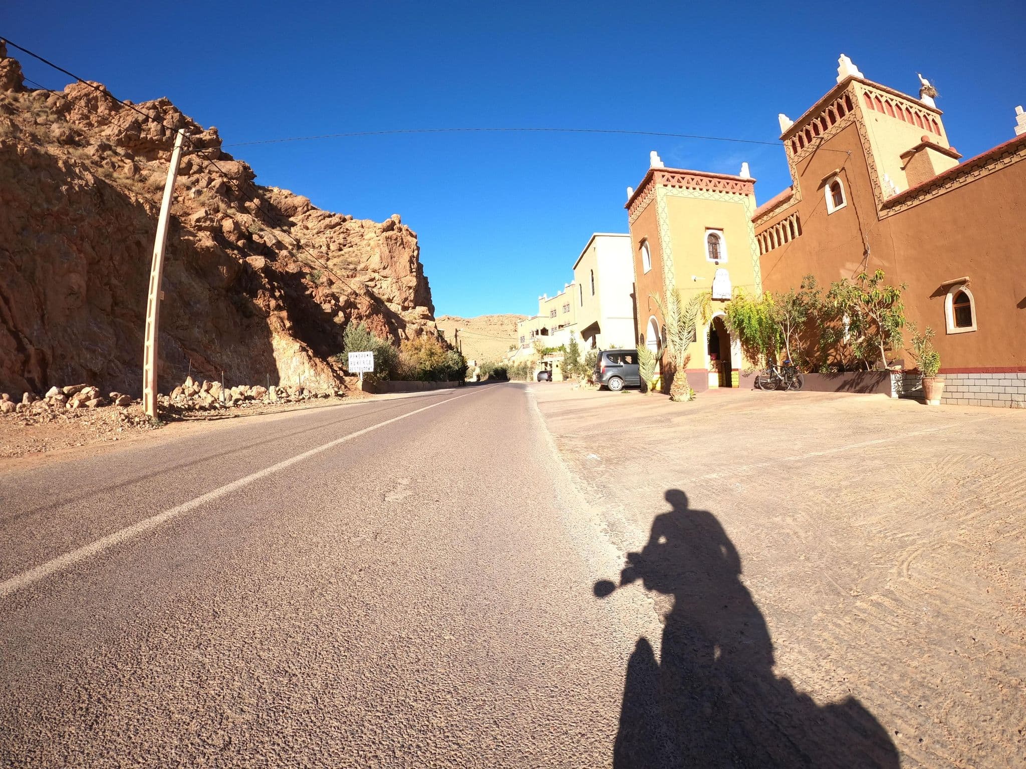 Street view near Auberge Tifawen, Boumalne Dades — © masterofnoroad (CC BY-SA · Mapillary)