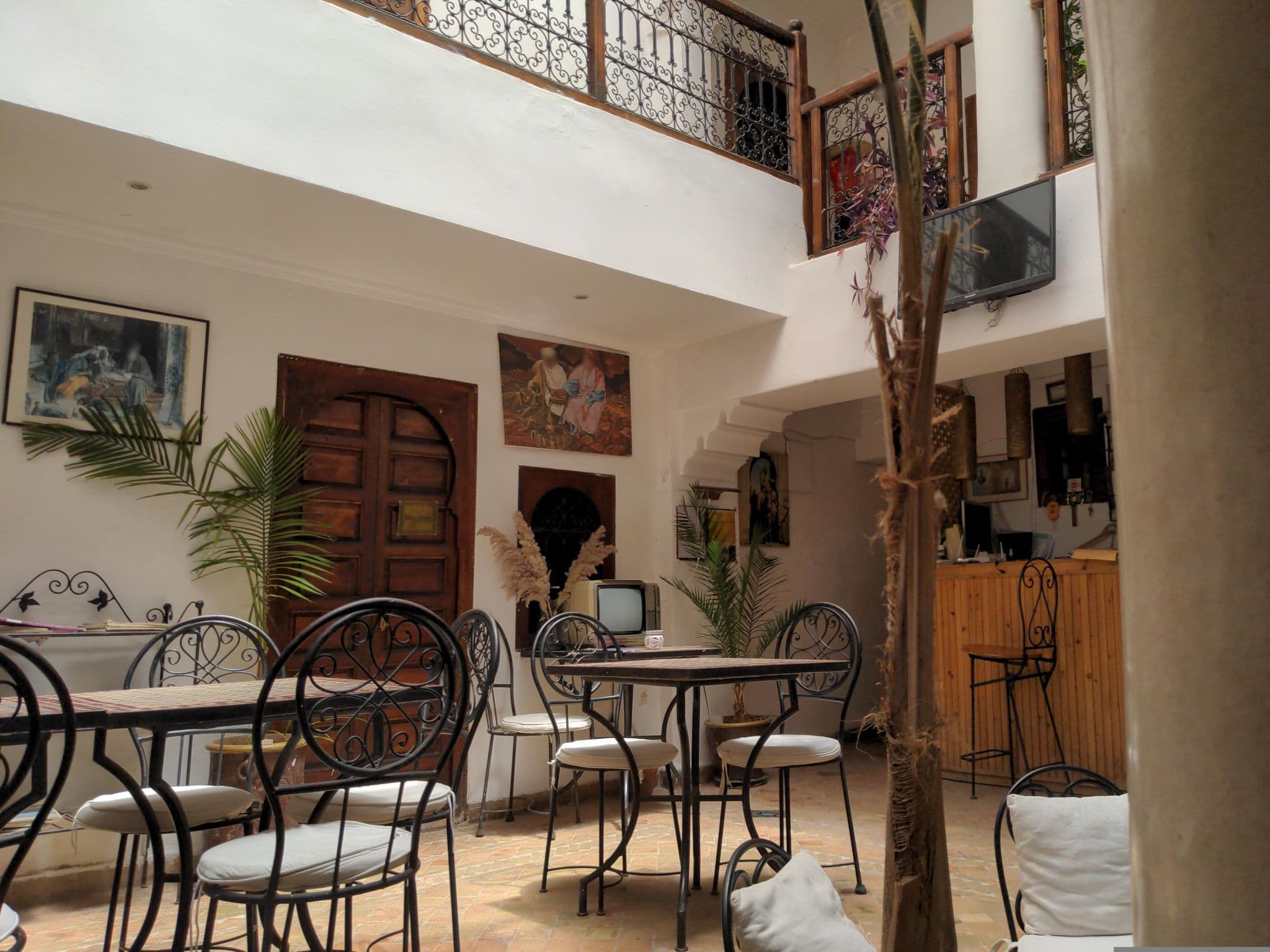 Street view near Dar Warda, Marrakesh — © asturksever (CC BY-SA · Mapillary)