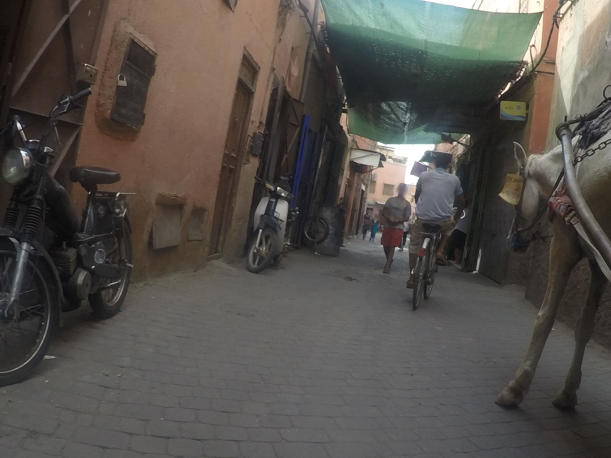 Street view near Riad Miski, Marrakesh — © chrisbeddow (CC BY-SA · Mapillary)