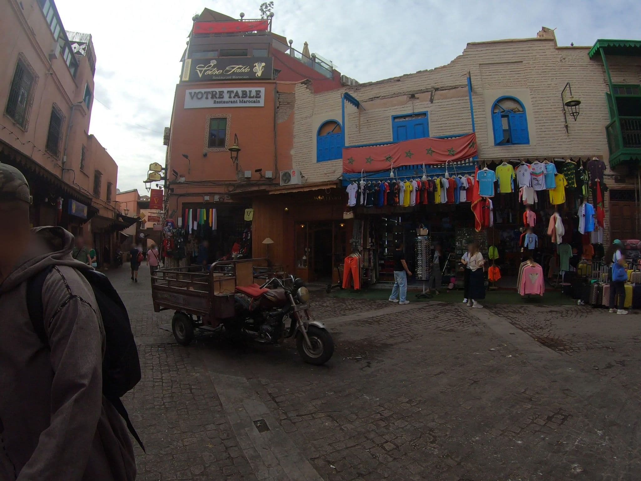 Street view near Riad l Arabesque, Marrakesh — © algirdasc (CC BY-SA · Mapillary)