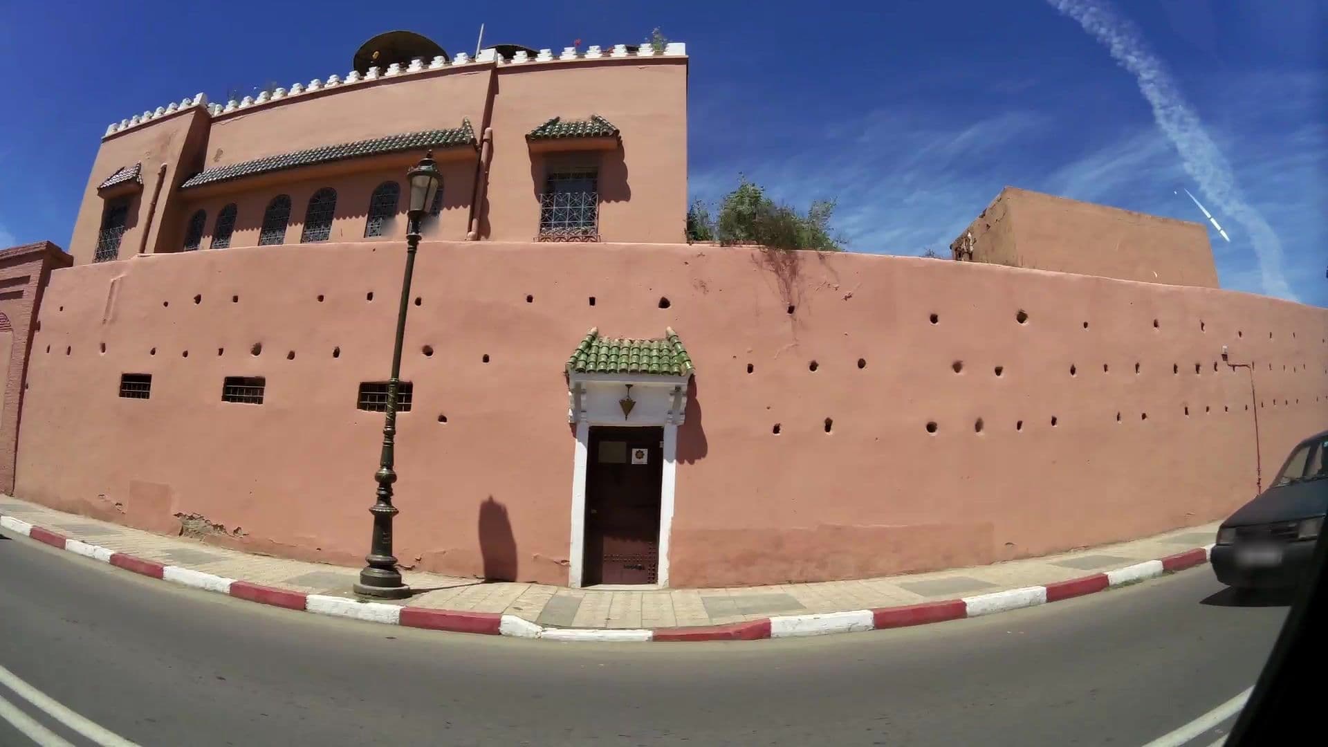 Street view near Riad Bachawya, Méchouar-Kasba — © kaartcam (CC BY-SA · Mapillary)