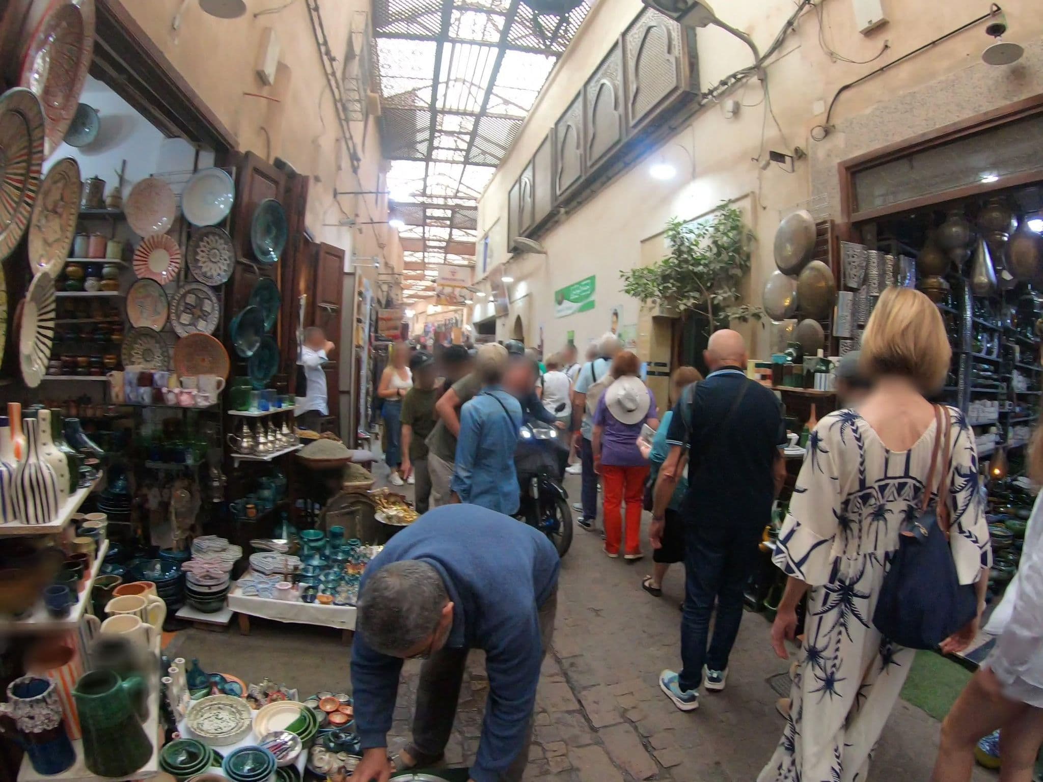 Street view near riad warda, Marrakesh — © algirdasc (CC BY-SA · Mapillary)