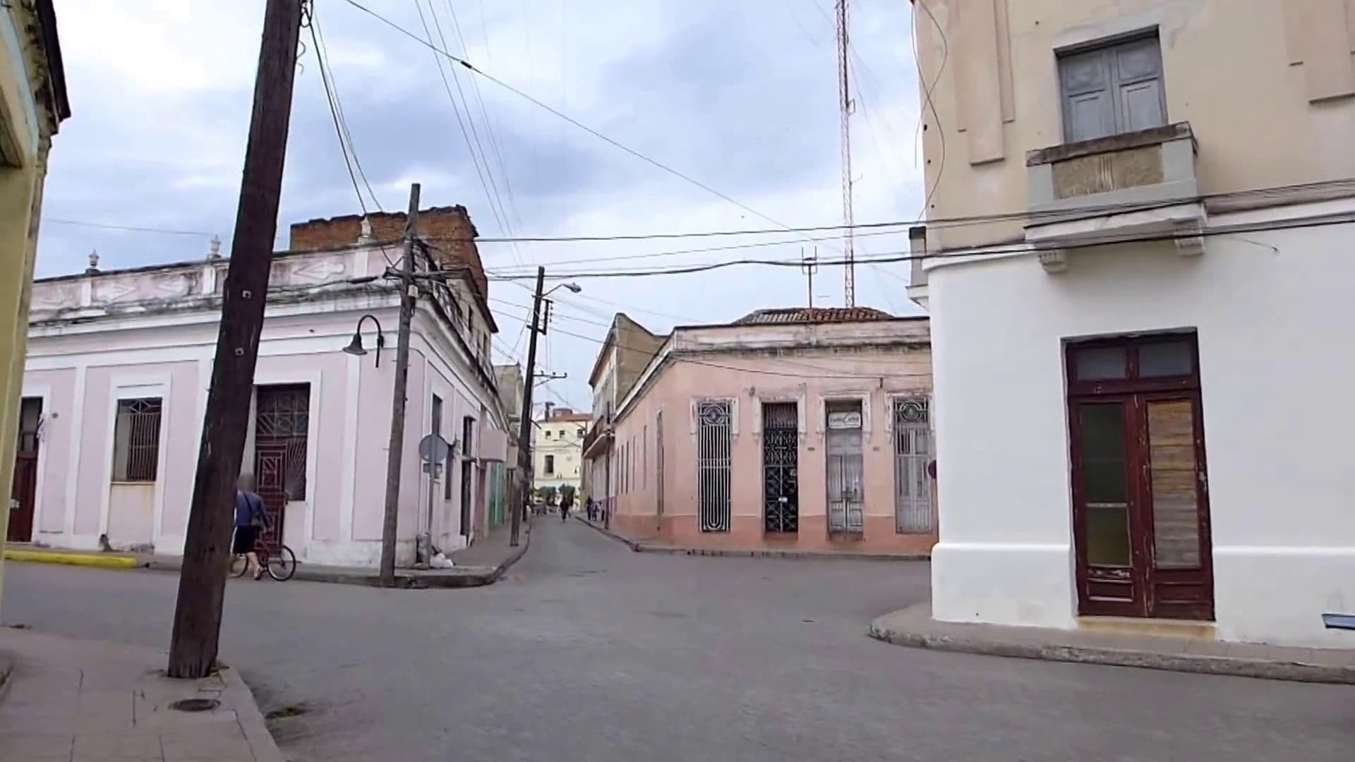 Street view near Hotel Boutique Apodaca 12, Camagüey