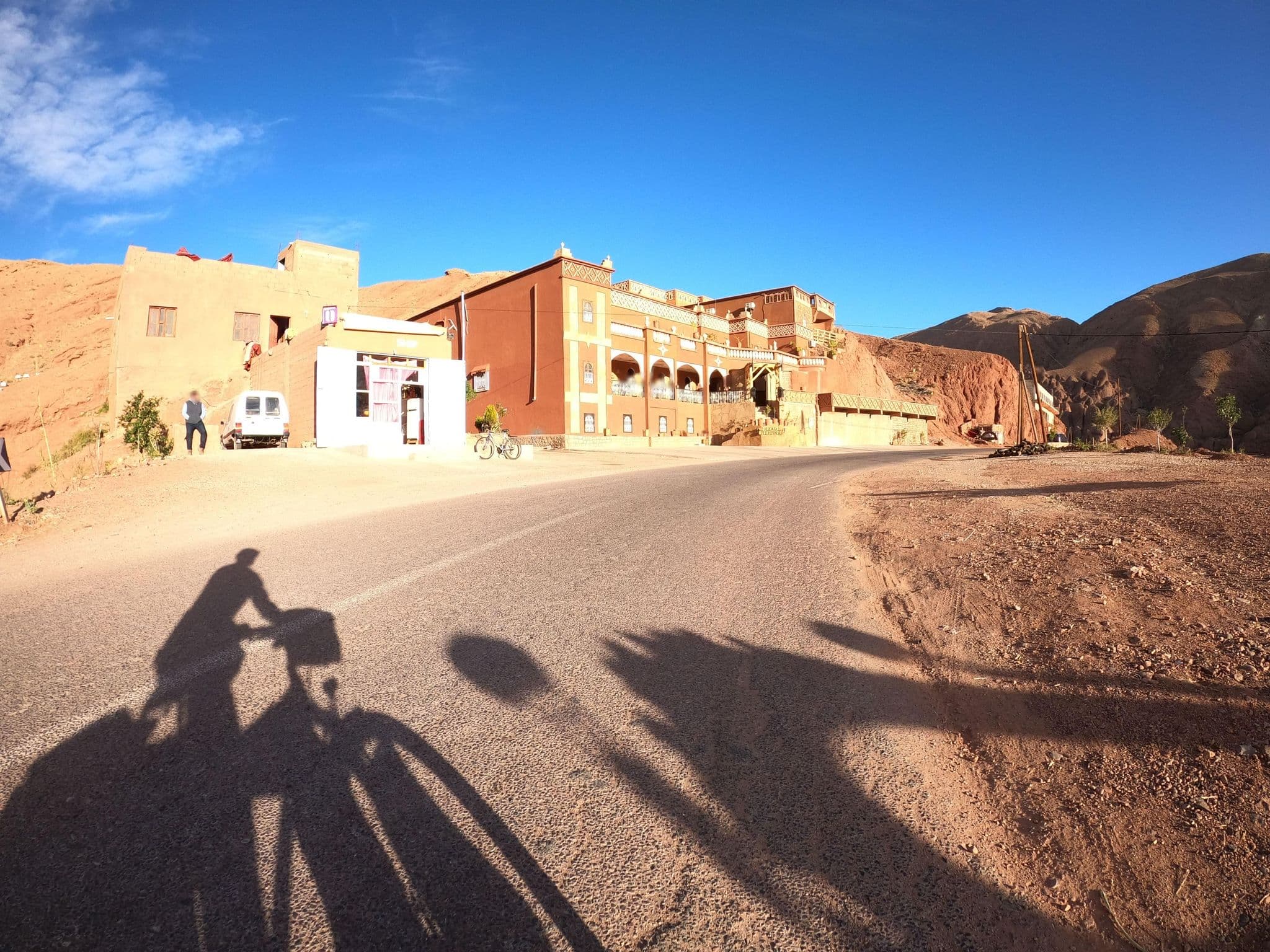 Street view near Rihana Hotel, Boumalne Dades — © masterofnoroad (CC BY-SA · Mapillary)