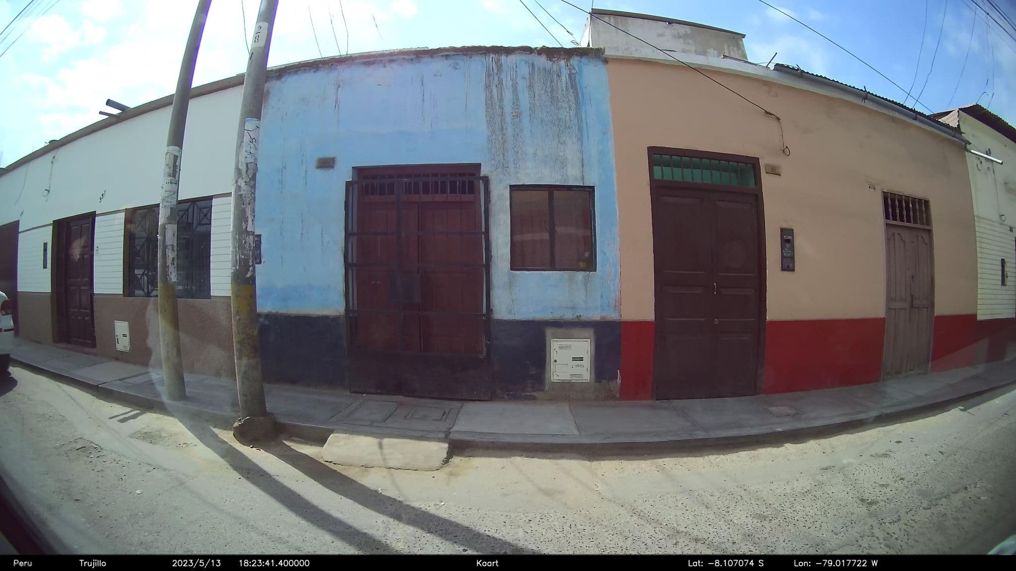 Street view near Hotel Miraflores, Trujillo — © kaart_2 (CC BY-SA · Mapillary)